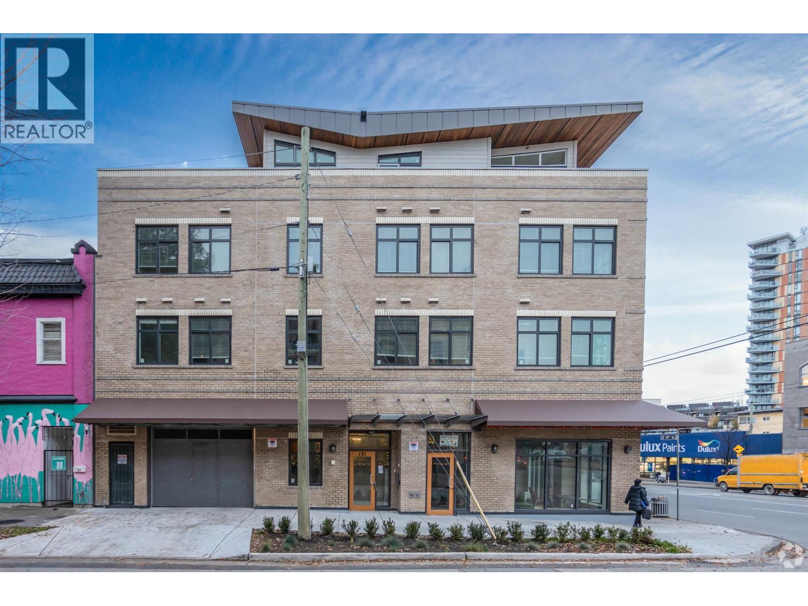 2681 Main Street, Vancouver, British Columbia  V5Y 2R5 - Photo 3 - C8076808