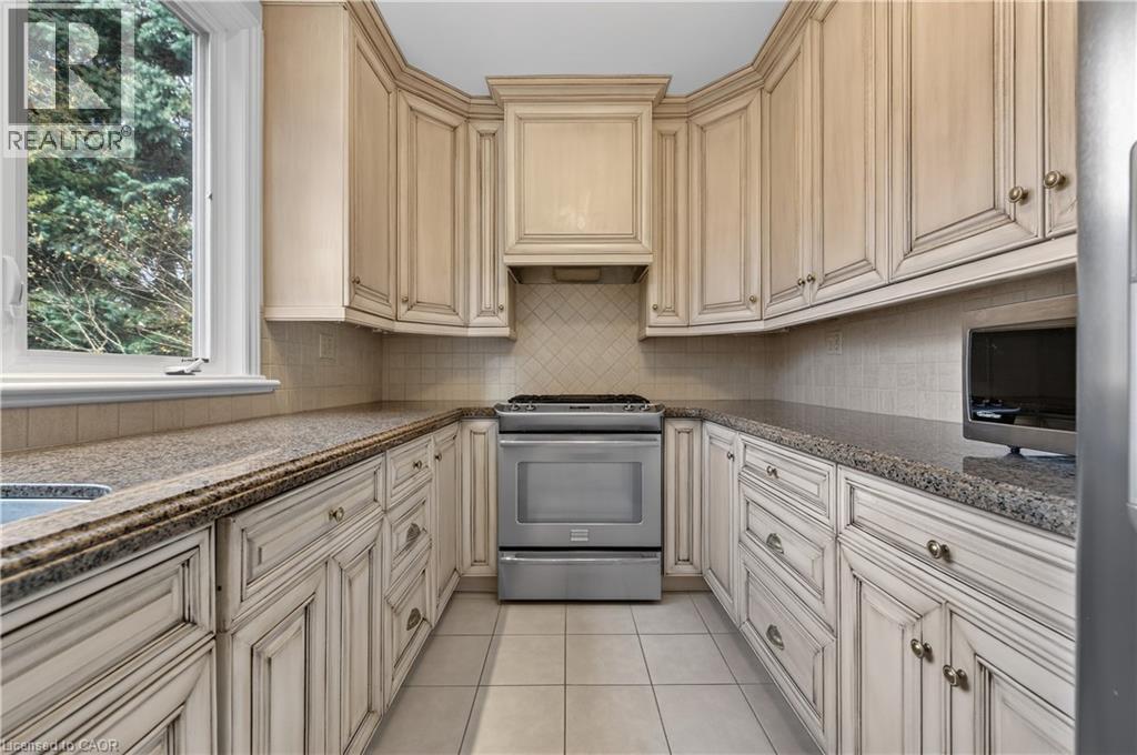 2317 Lakeshore Road, Burlington, Ontario  L7R 1B3 - Photo 17 - 40812292