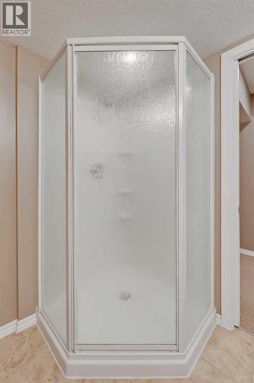 161 Eversyde Common Sw, Calgary, Alberta  T2Y 4Z5 - Photo 42 - A2285414