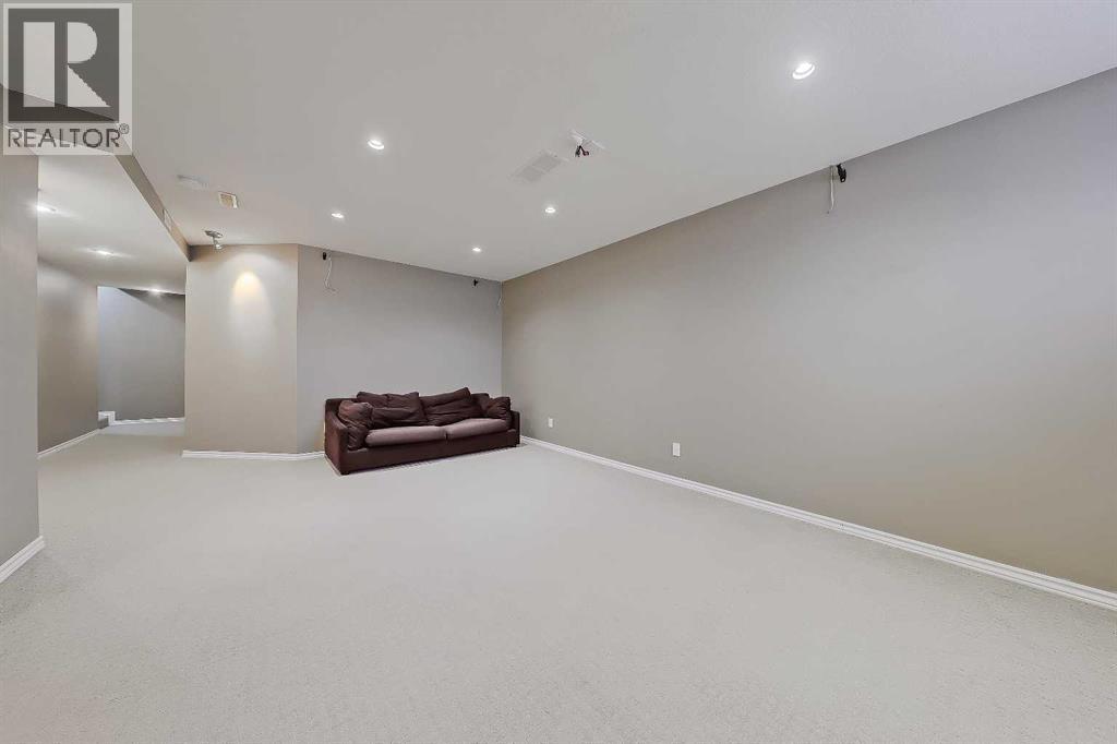 161 Eversyde Common Sw, Calgary, Alberta  T2Y 4Z5 - Photo 37 - A2285414