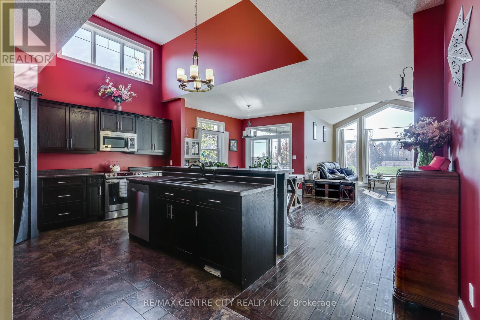 51155 Clinton Street, Malahide, Ontario  N0L 2J0 - Photo 10 - X12886372