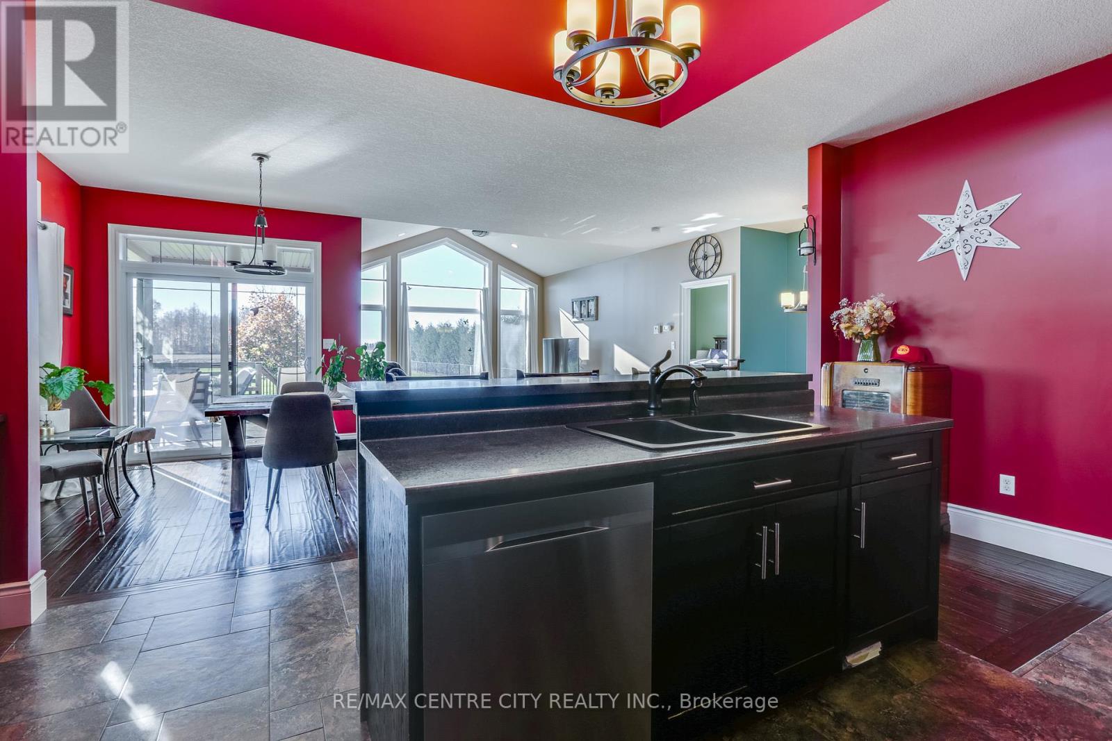 51155 Clinton Street, Malahide, Ontario  N0L 2J0 - Photo 12 - X12886372