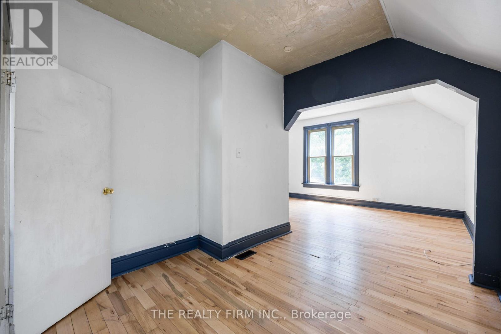 316 Confederation Street, Sarnia, Ontario  N7T 2A5 - Photo 19 - X12886452