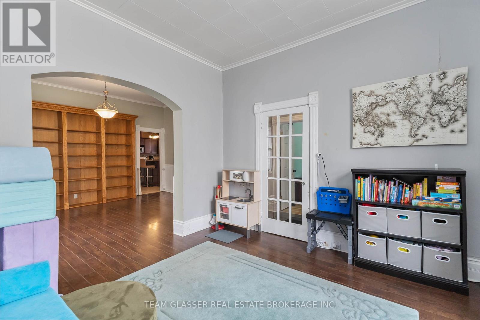 57 Locust Street, St. Thomas, Ontario  N5R 2C2 - Photo 12 - X12886594