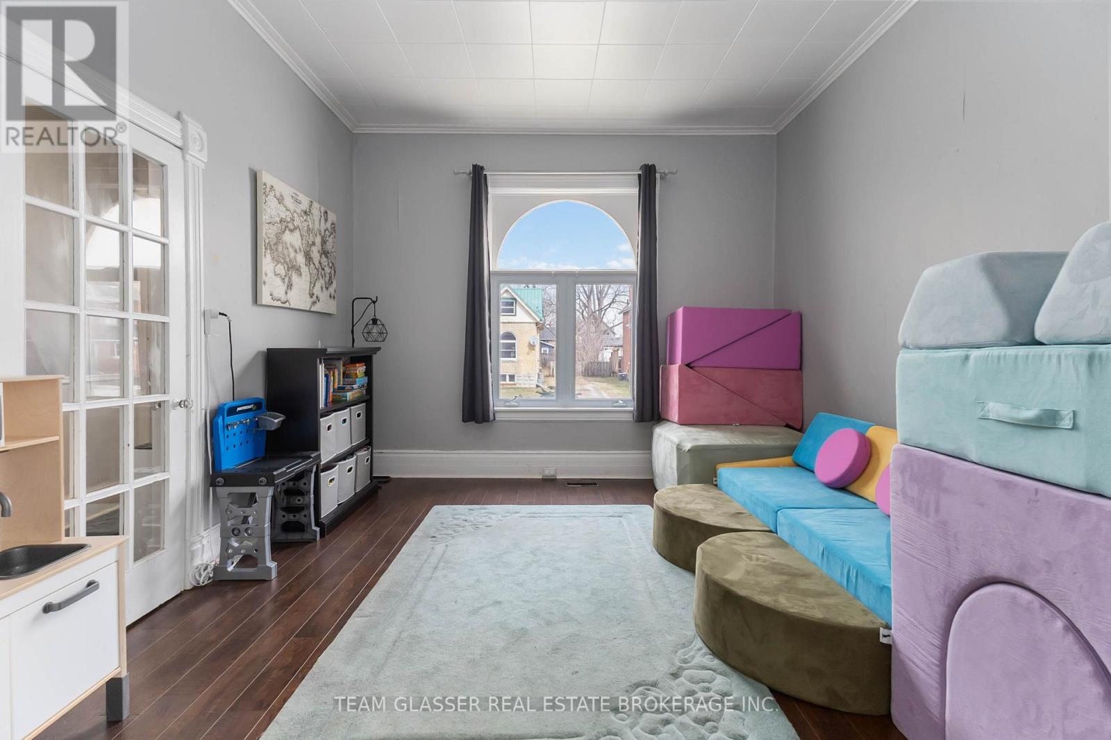 57 Locust Street, St. Thomas, Ontario  N5R 2C2 - Photo 13 - X12886594