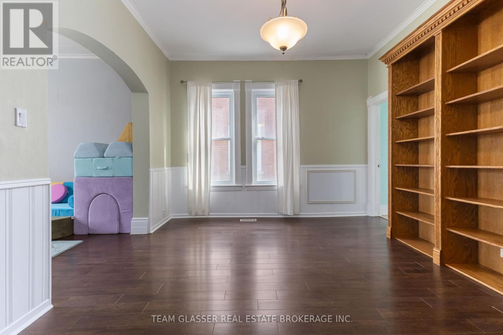 57 Locust Street, St. Thomas, Ontario  N5R 2C2 - Photo 16 - X12886594