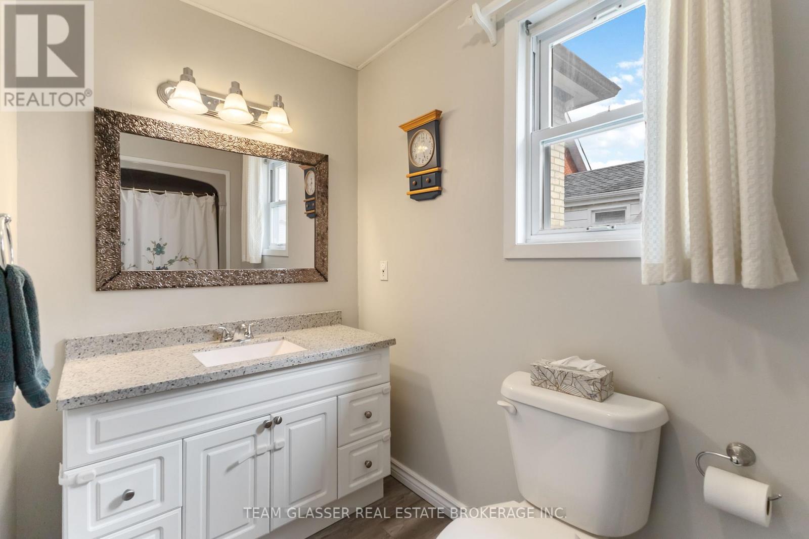 57 Locust Street, St. Thomas, Ontario  N5R 2C2 - Photo 34 - X12886594