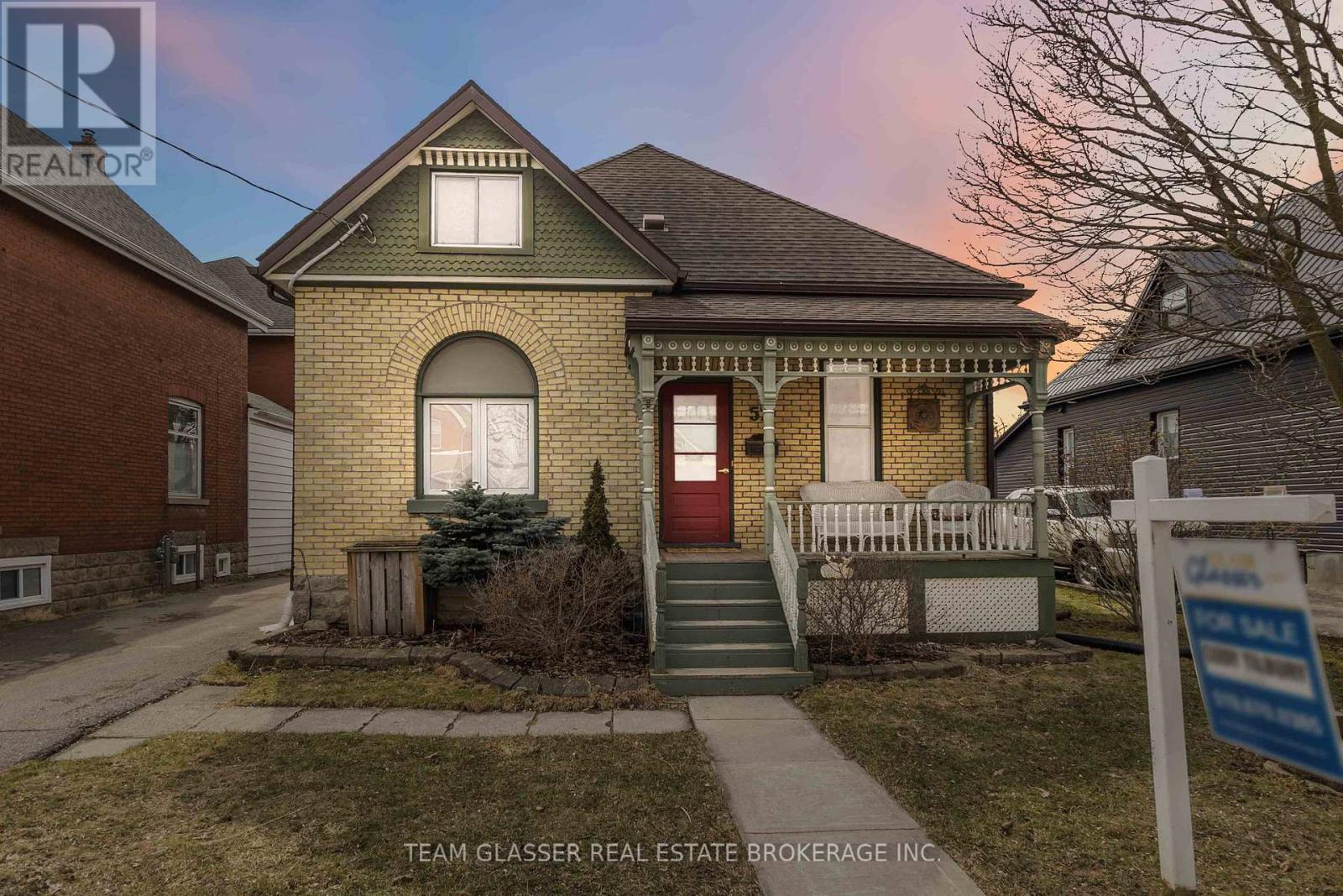 57 Locust Street, St. Thomas, Ontario  N5R 2C2 - Photo 6 - X12886594