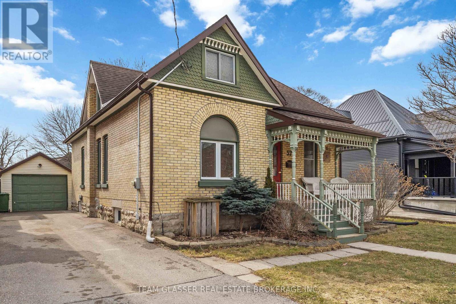 57 Locust Street, St. Thomas, Ontario  N5R 2C2 - Photo 7 - X12886594