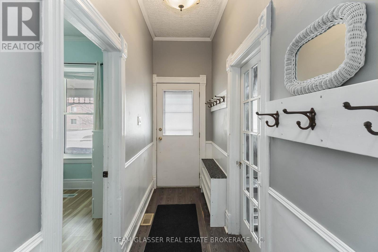 57 Locust Street, St. Thomas, Ontario  N5R 2C2 - Photo 9 - X12886594