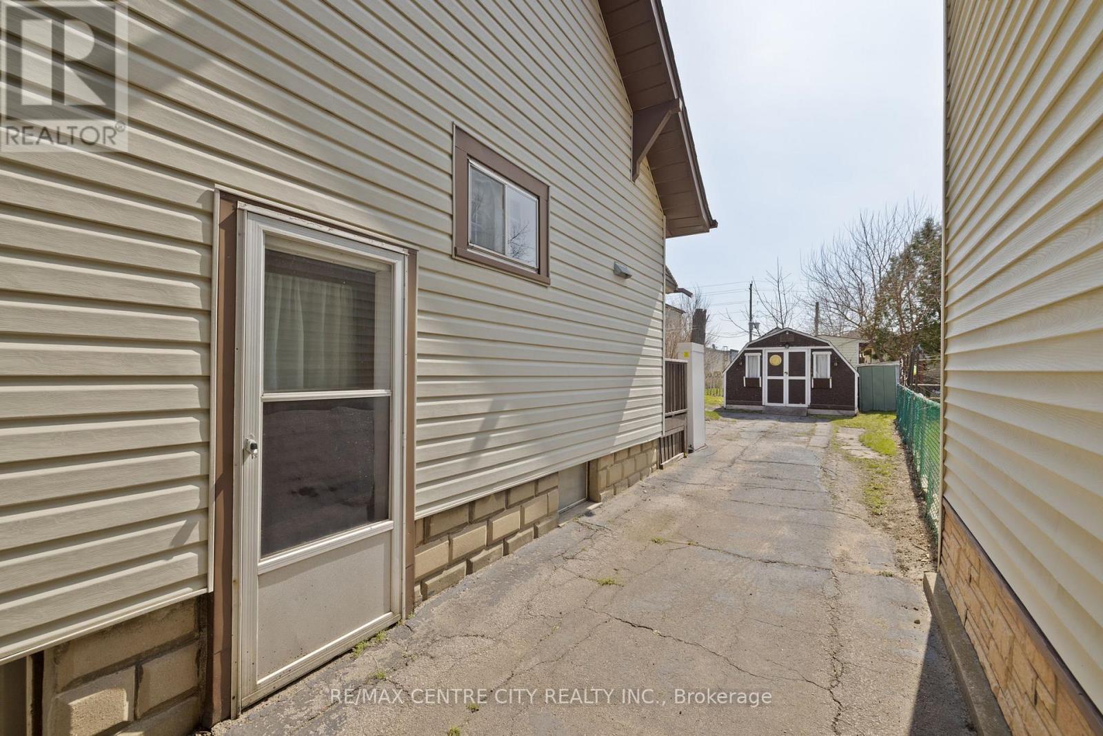14 James Street, Strathroy-Caradoc, Ontario  N7G 1S5 - Photo 35 - X12886682