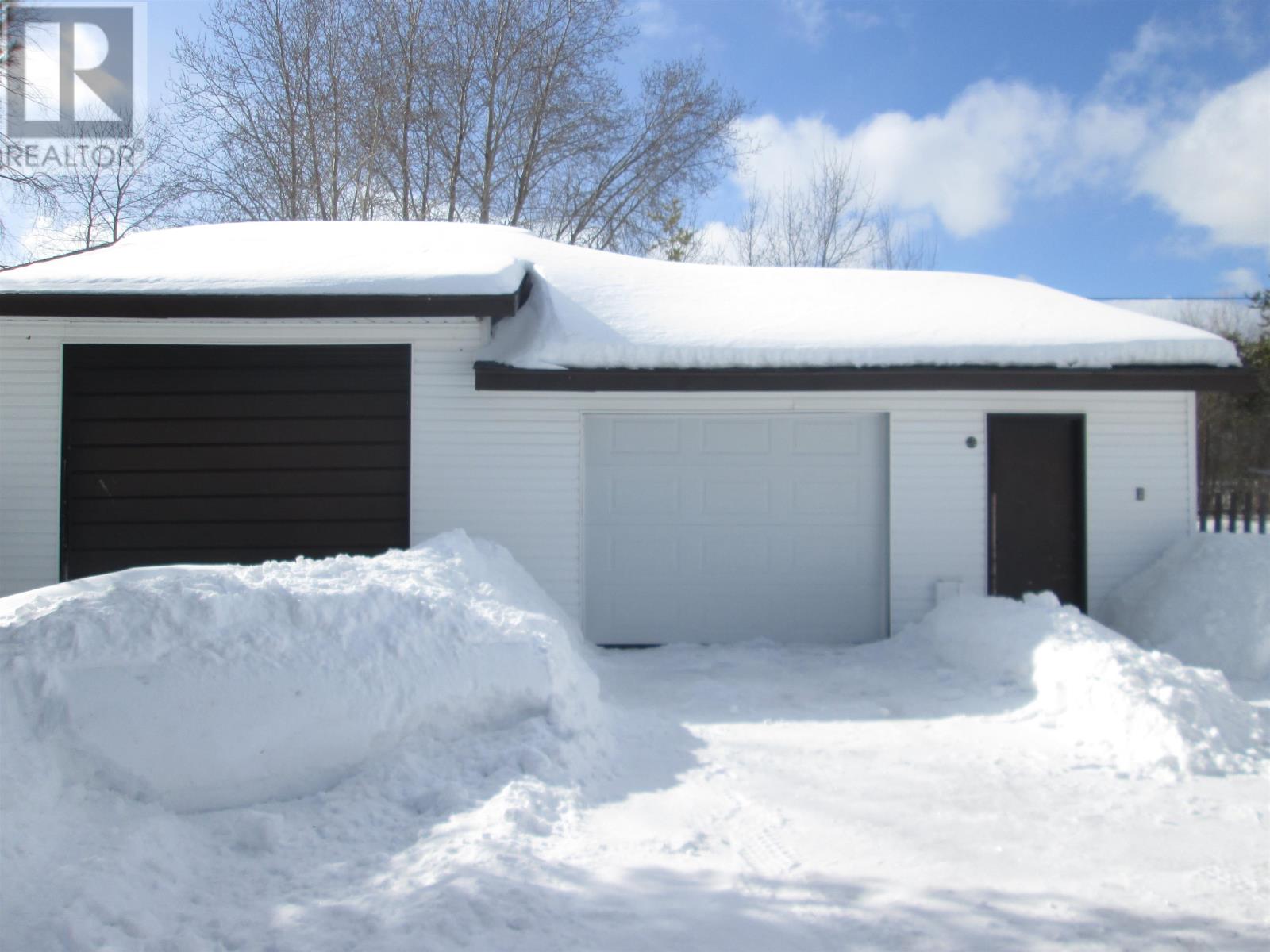 208 West Street, Ignace, Ontario  P0T 1T0 - Photo 3 - TB2600440