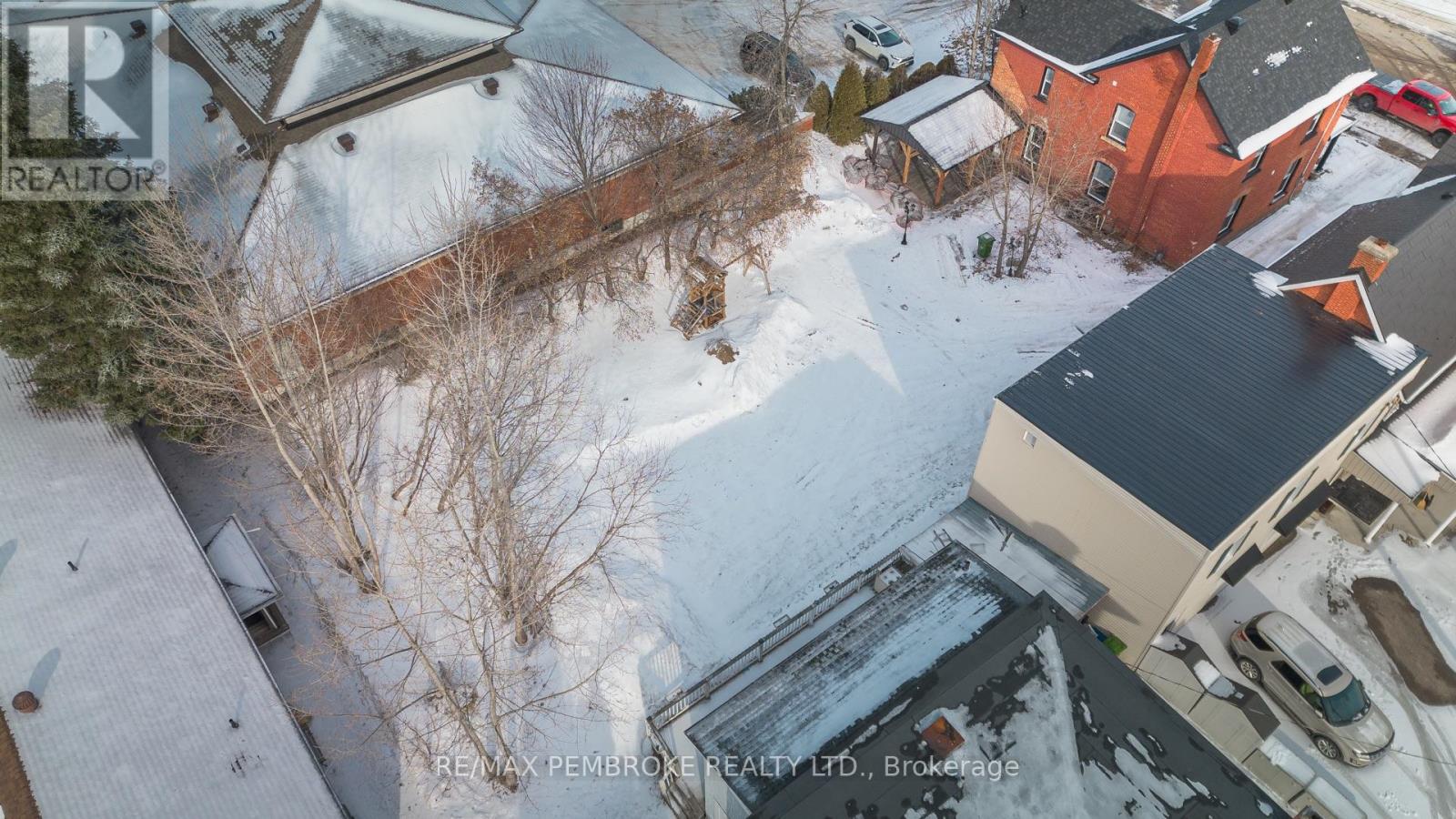 392 Isabella Street, Pembroke, Ontario  K8A 5T5 - Photo 41 - X12886786