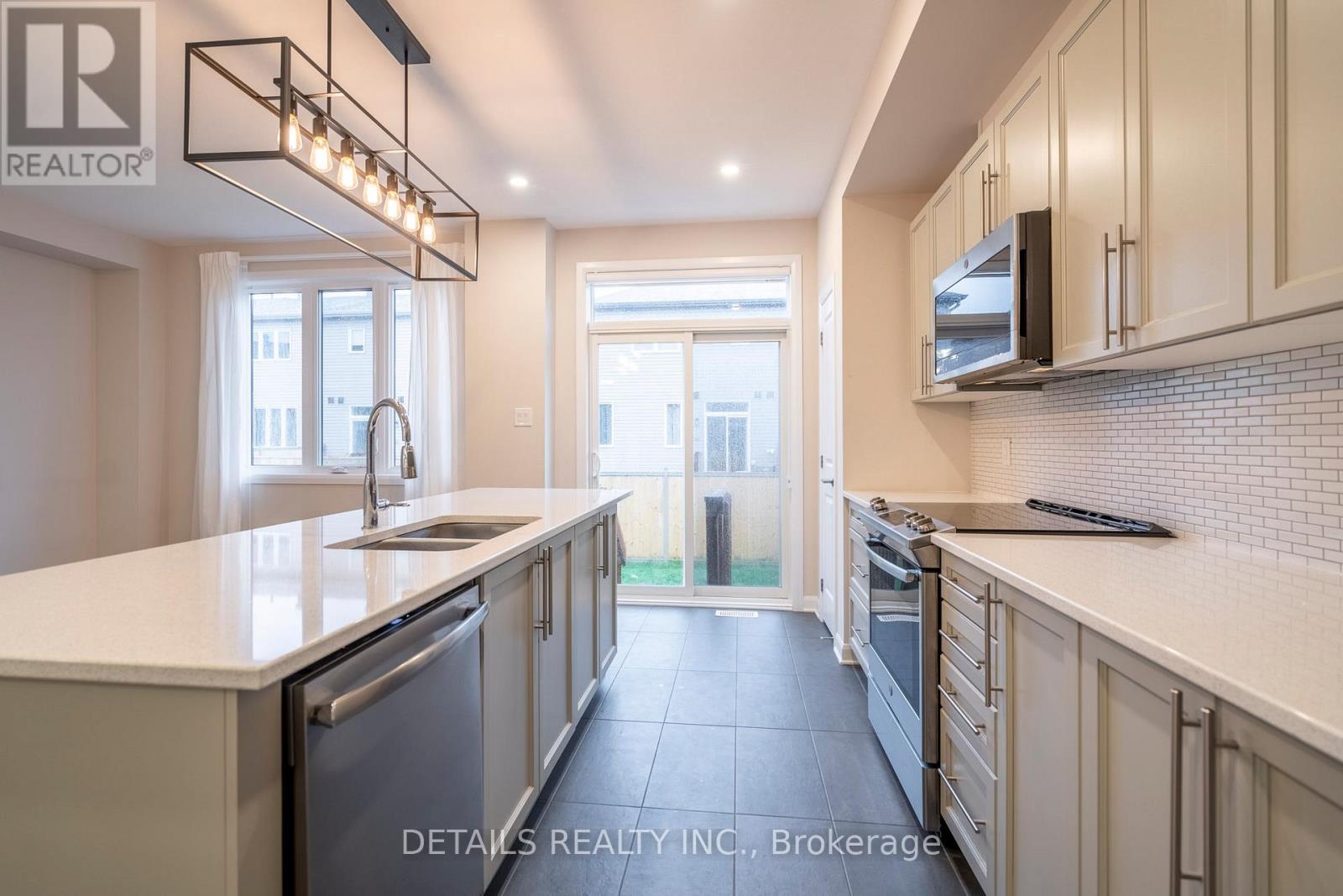 157 Gardenpost Terrace, Ottawa, Ontario  K4A 5G9 - Photo 12 - X12886468