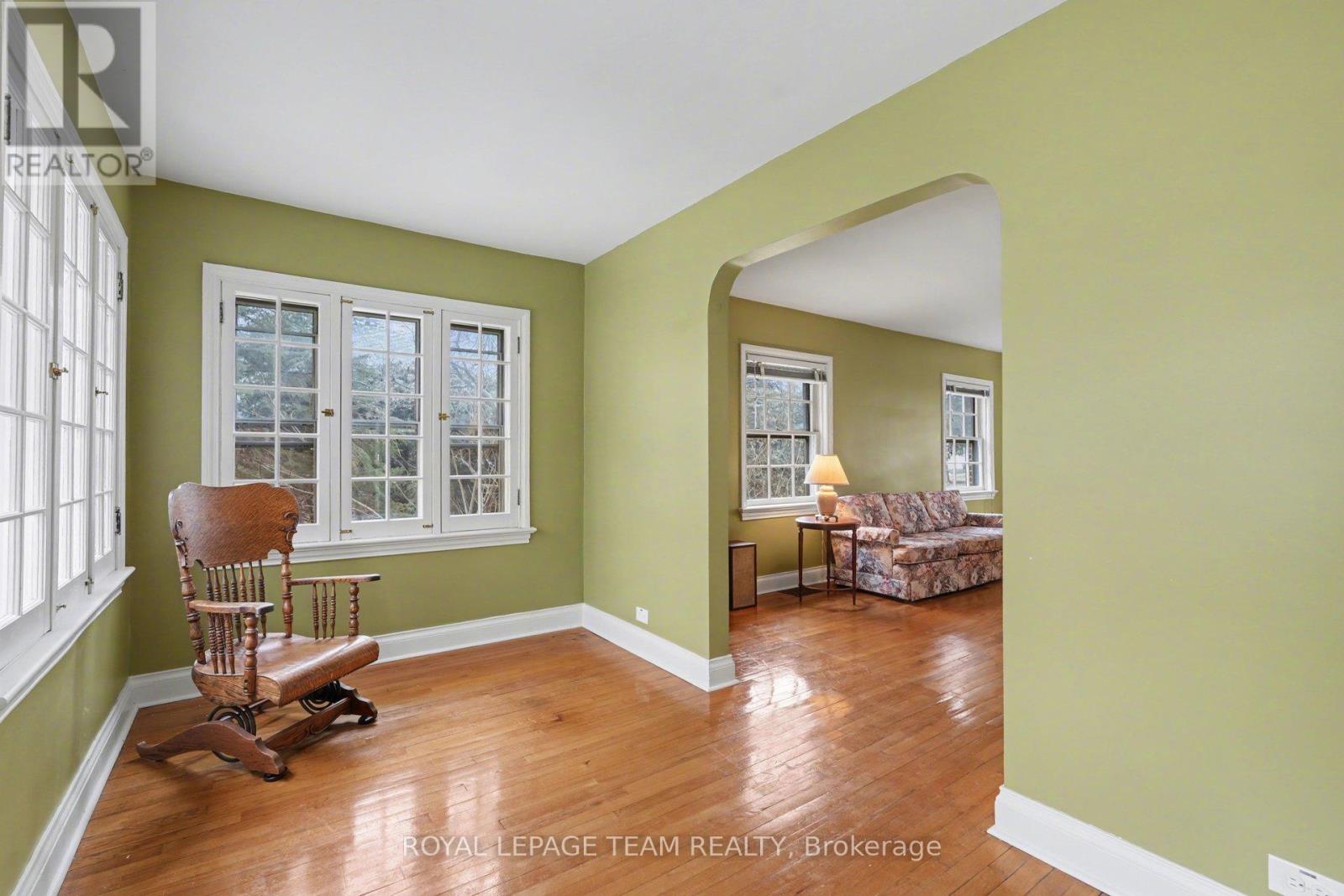 104 Van Buren Street, North Grenville, Ontario  K0G 1J0 - Photo 10 - X12886496