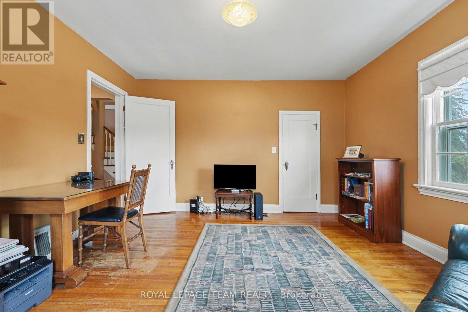 104 Van Buren Street, North Grenville, Ontario  K0G 1J0 - Photo 14 - X12886496