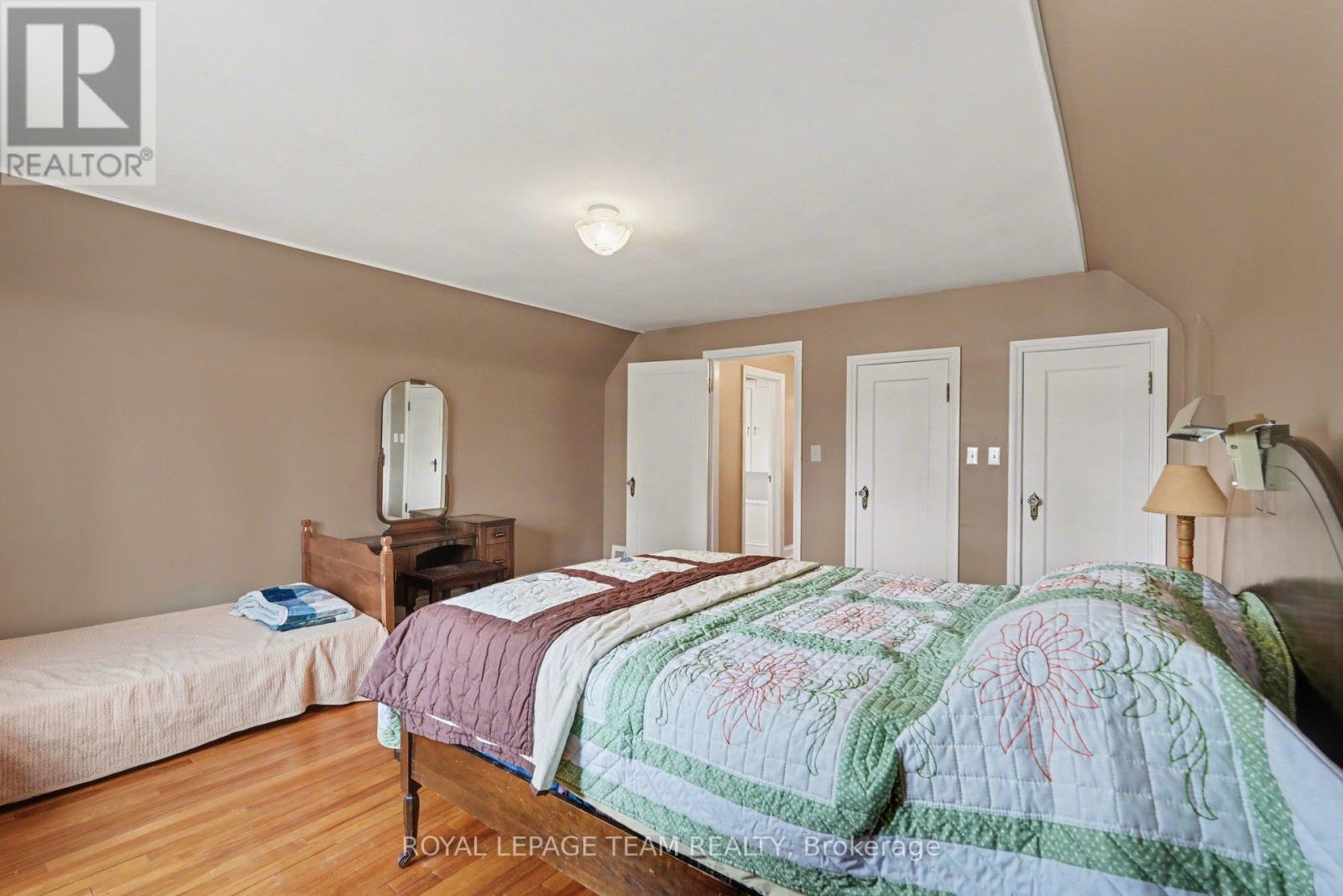 104 Van Buren Street, North Grenville, Ontario  K0G 1J0 - Photo 23 - X12886496