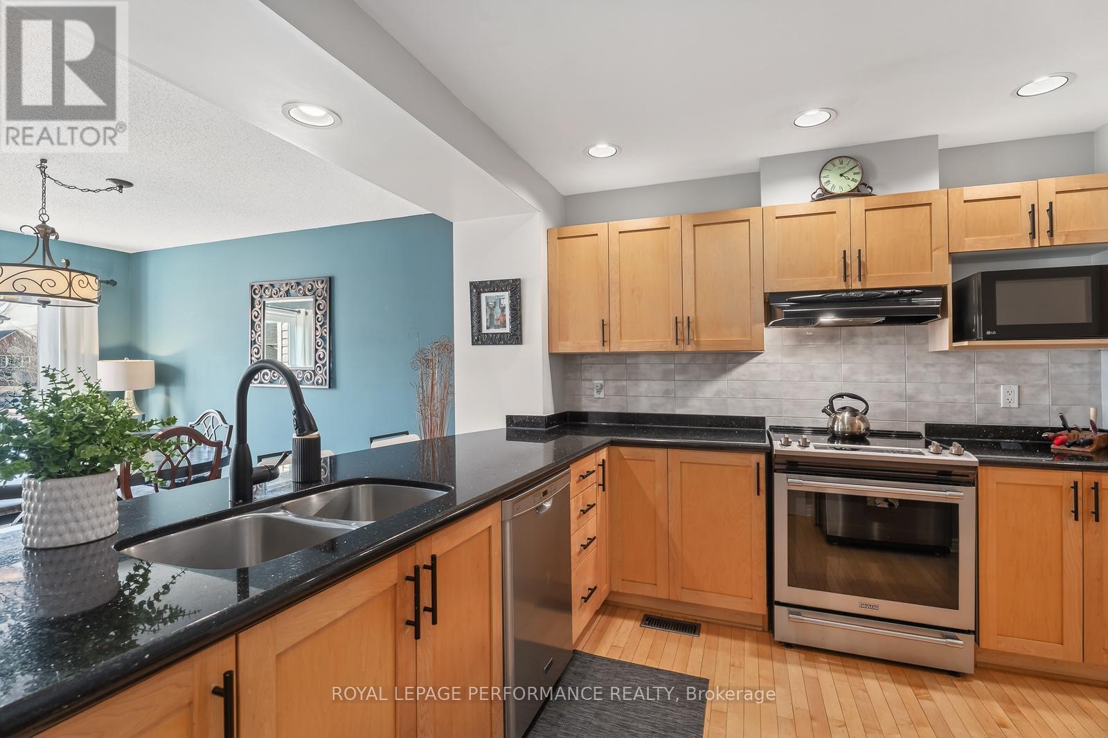 229 Saddlesmith Circle, Ottawa, Ontario  K2M 2Z1 - Photo 13 - X12886504