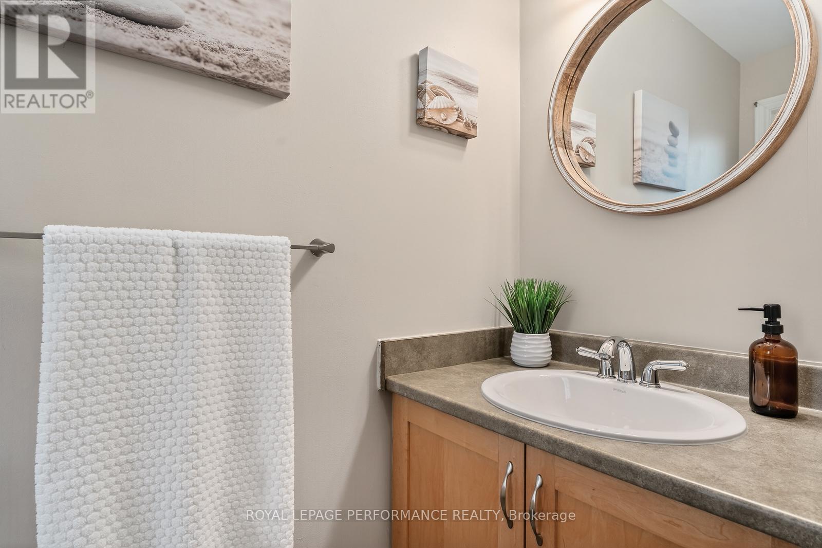 229 Saddlesmith Circle, Ottawa, Ontario  K2M 2Z1 - Photo 5 - X12886504