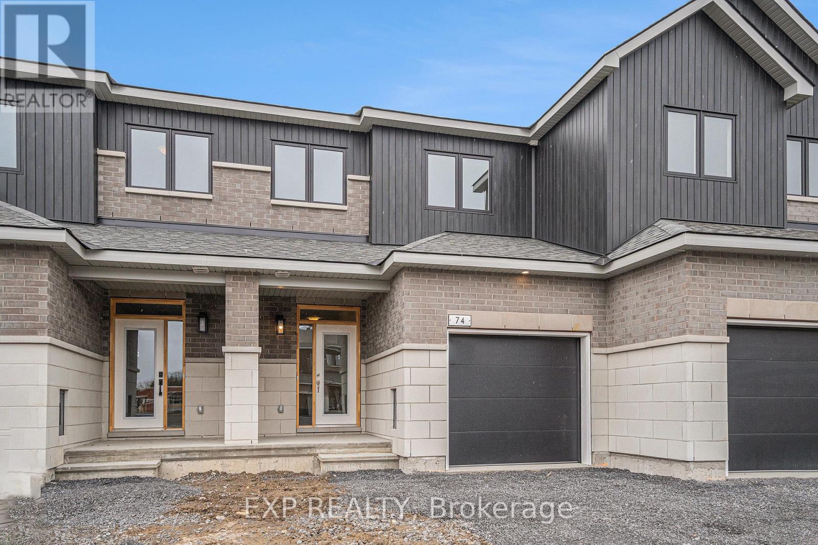 74 Richelieu Street, Russell, Ontario  K0A 1W0 - Photo 2 - X12886578