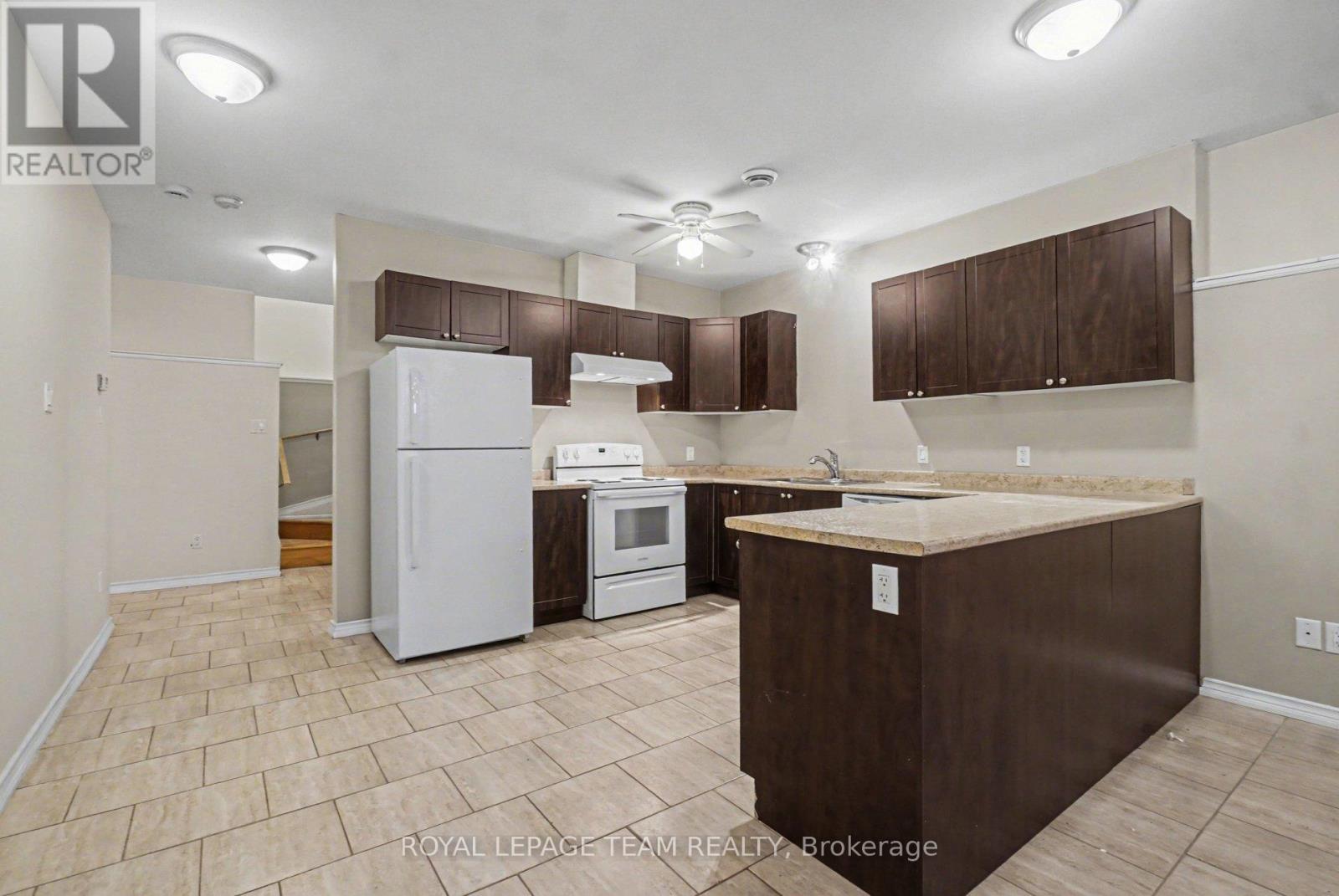 B - 1602 Belcourt Boulevard, Ottawa, Ontario  K1C 1M4 - Photo 8 - X12886588