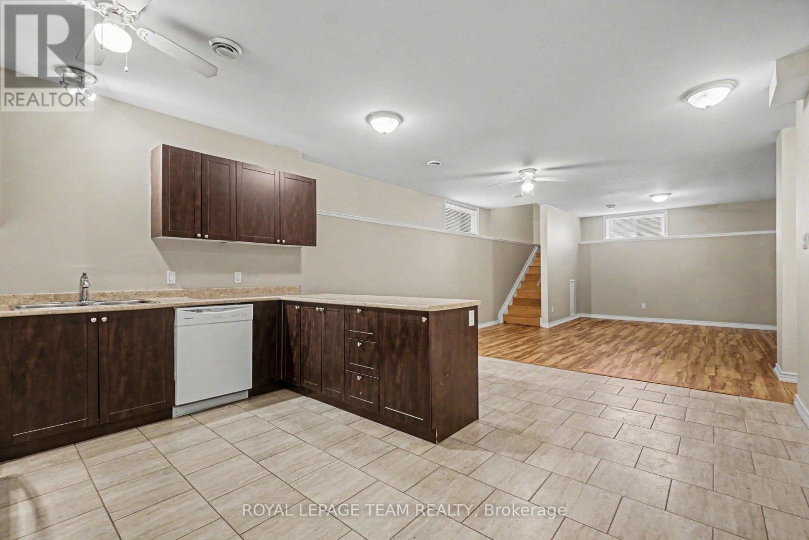 B - 1602 Belcourt Boulevard, Ottawa, Ontario  K1C 1M4 - Photo 9 - X12886588