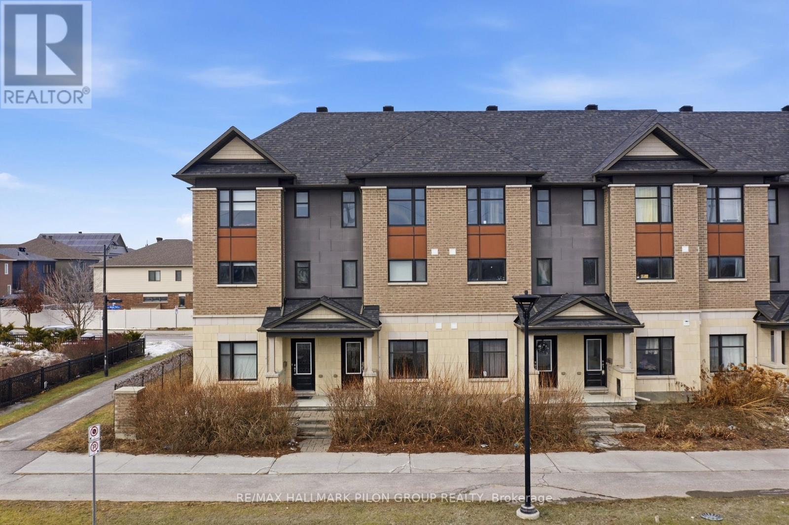 528 SILVERTIP LANE, Ottawa, Ontario