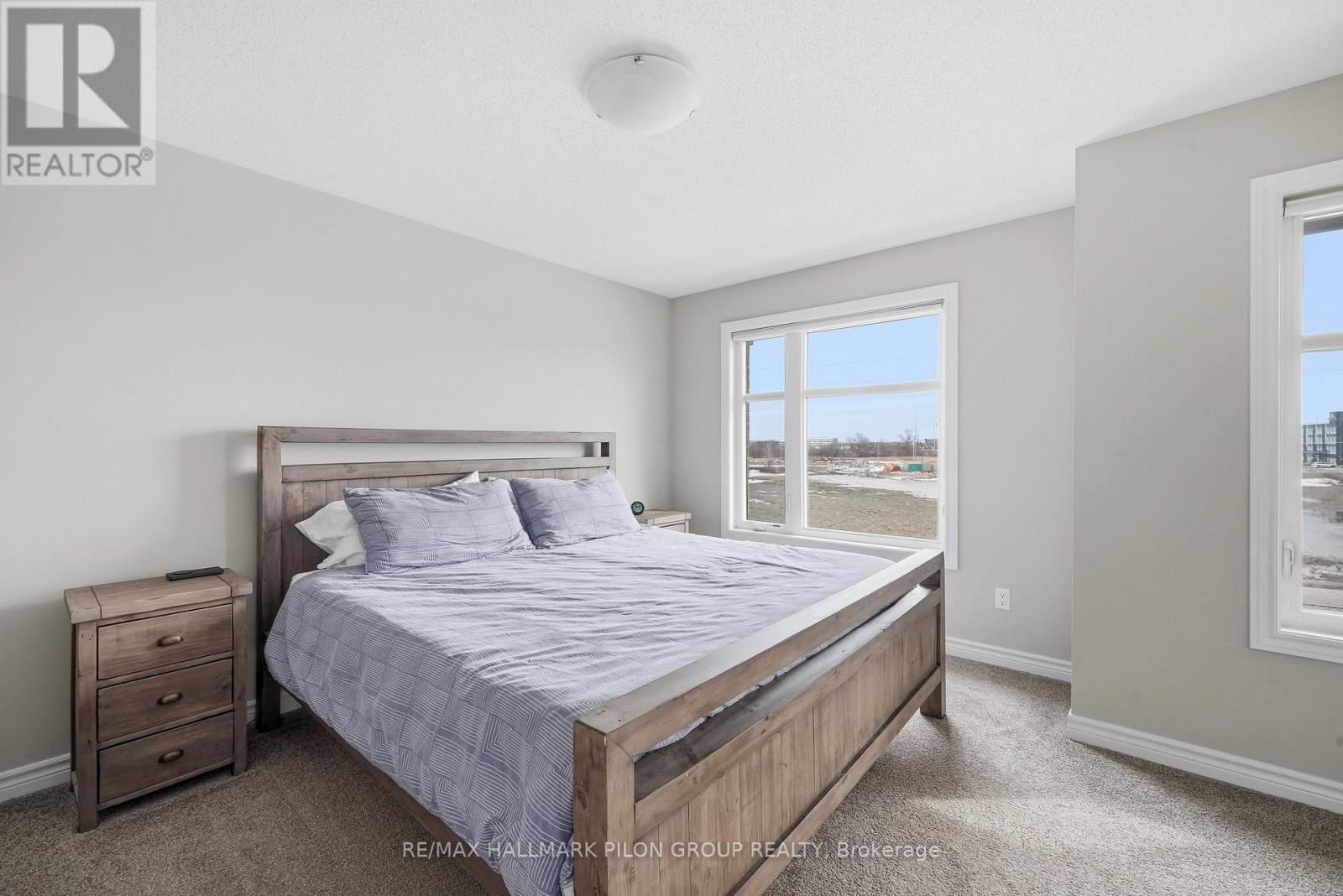 528 Silvertip Lane, Ottawa, Ontario  K2T 0H7 - Photo 9 - X12886670