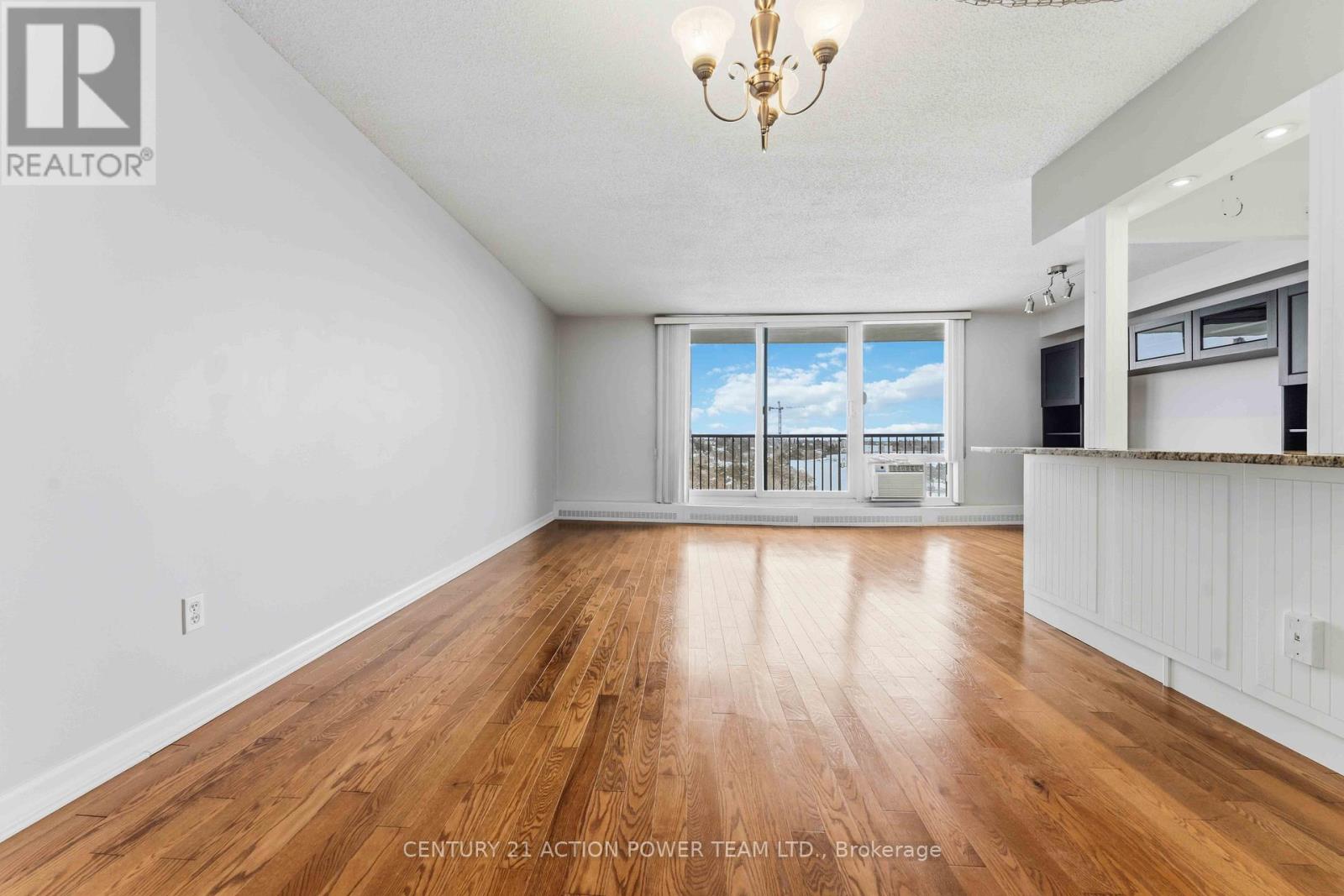 807 - 665 Bathgate Drive, Ottawa, Ontario  K1K 3Y4 - Photo 7 - X12886702