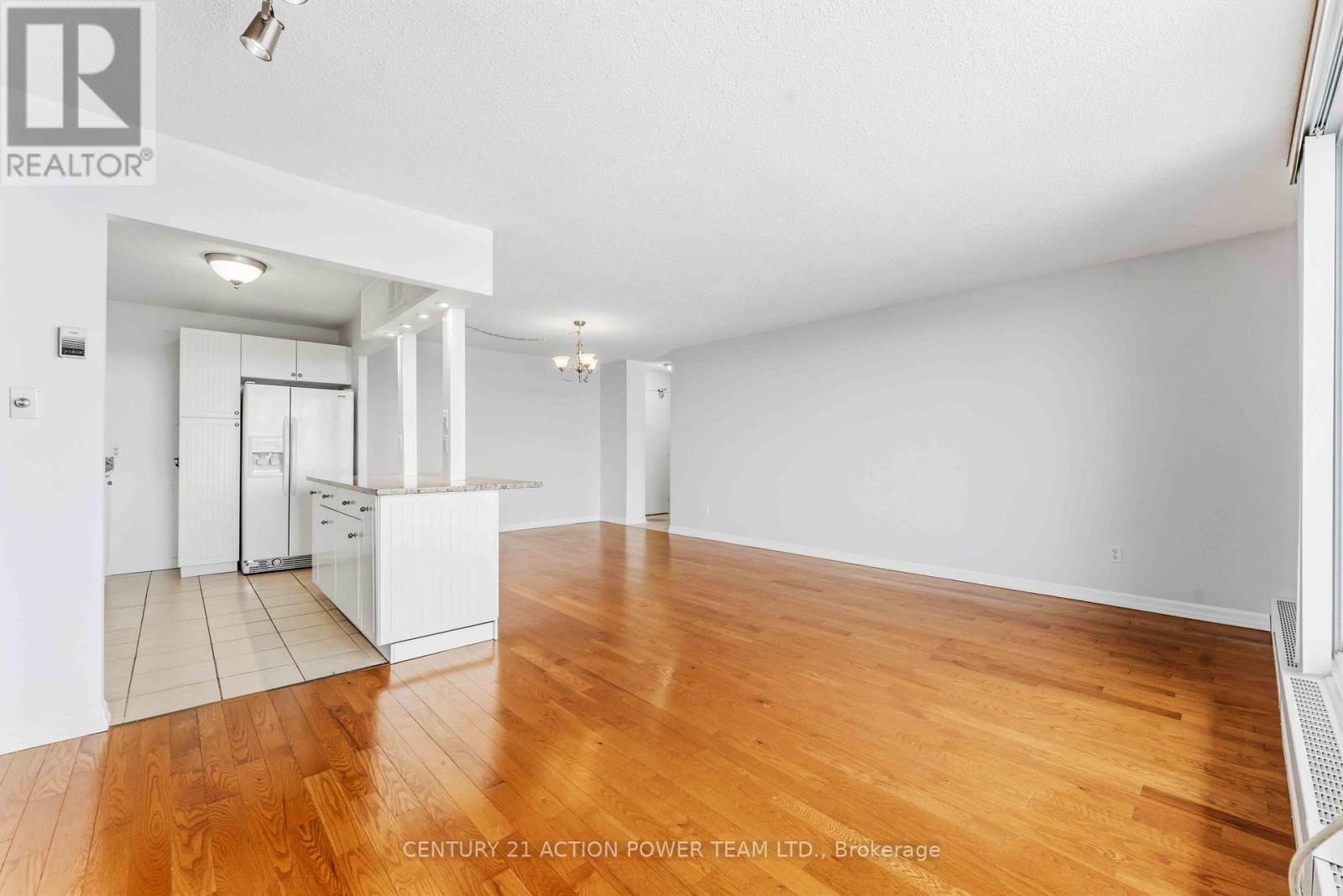 807 - 665 Bathgate Drive, Ottawa, Ontario  K1K 3Y4 - Photo 8 - X12886702