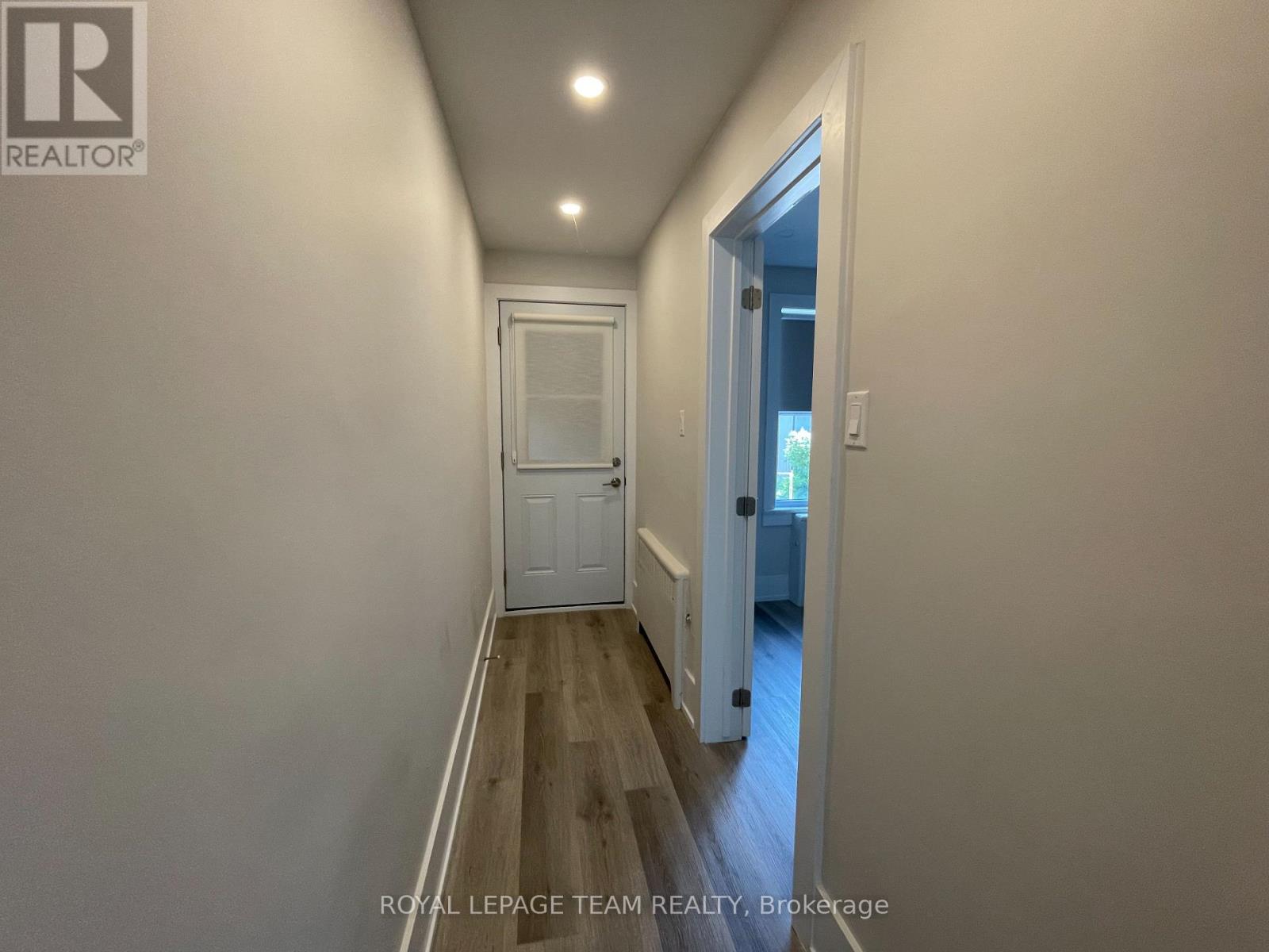 #3 - 579 Tweedsmuir Avenue, Ottawa, Ontario  K1Z 5P4 - Photo 10 - X12886774