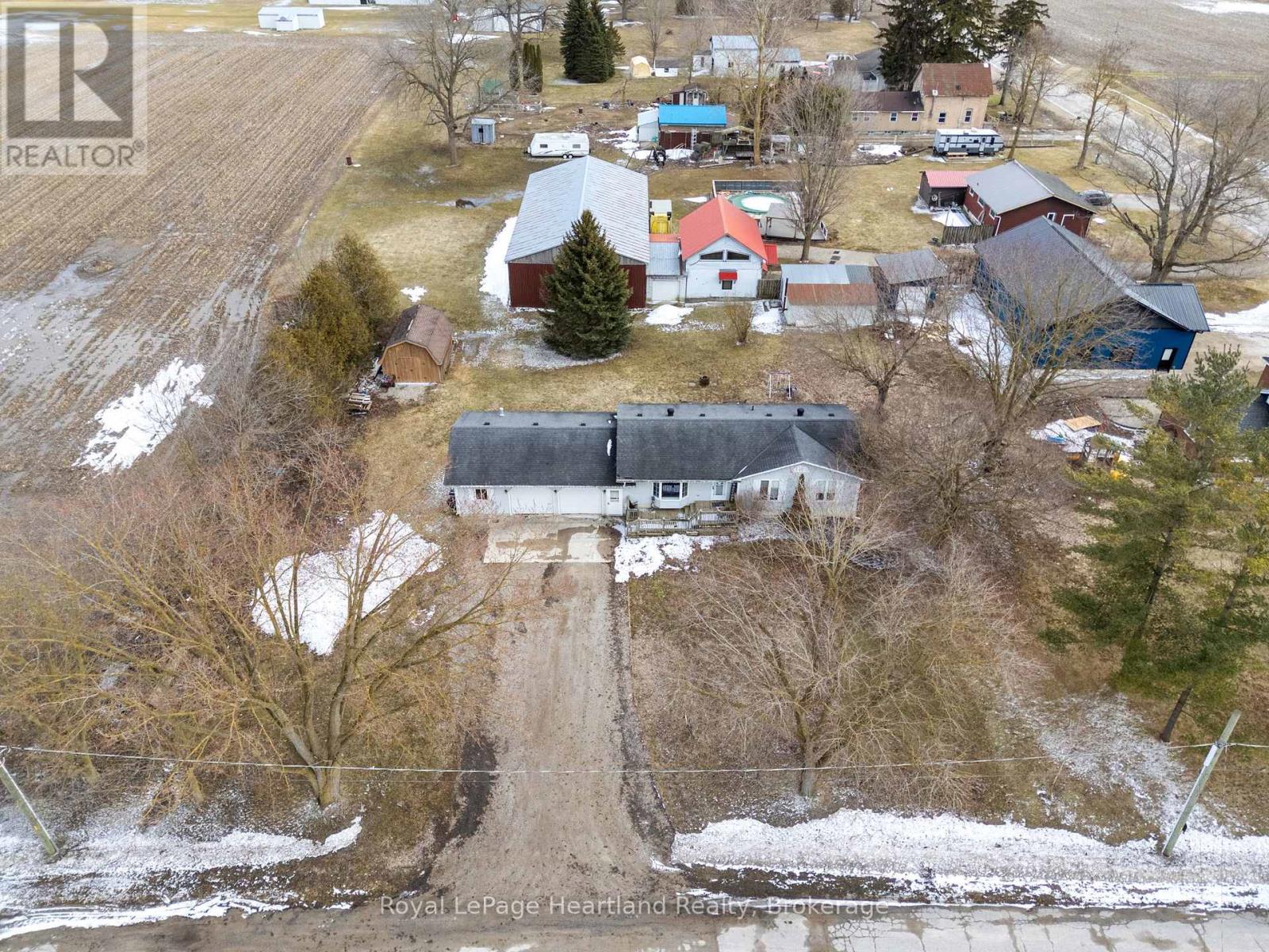 6 Workman Drive, Huron East, Ontario  N0G 1H0 - Photo 35 - X12885974