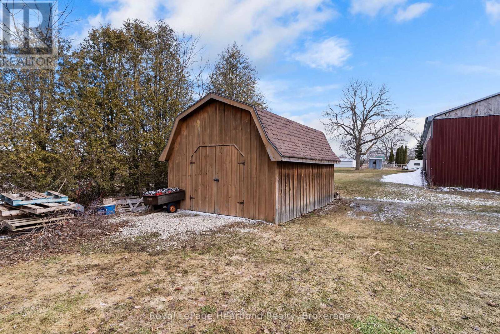 6 Workman Drive, Huron East, Ontario  N0G 1H0 - Photo 38 - X12885974