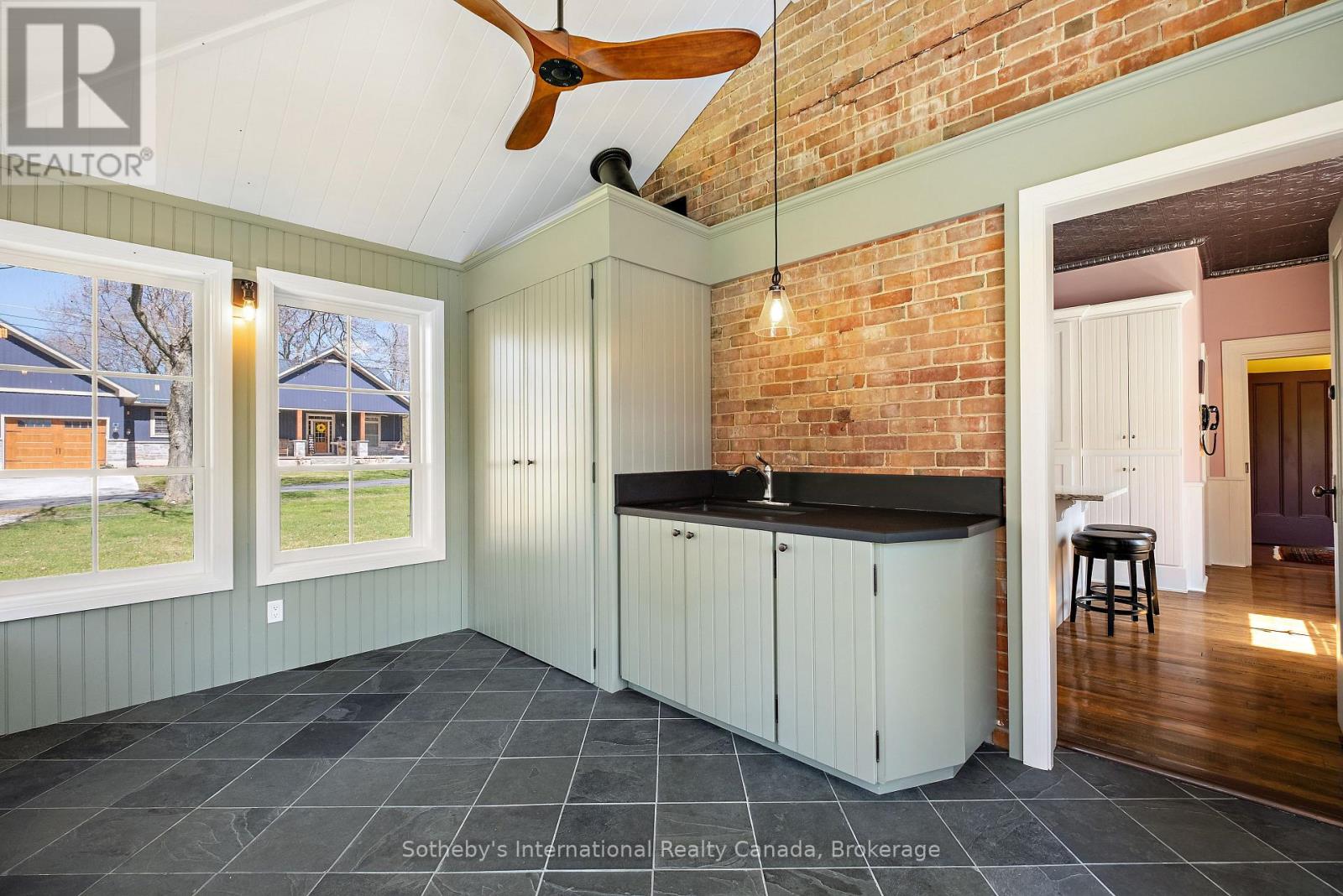 22 Lamport Street, Norfolk, Ontario  N0E 1W0 - Photo 24 - X12886472