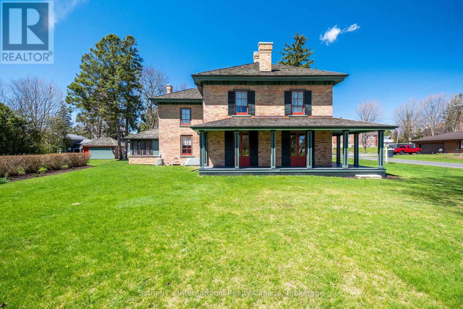 22 Lamport Street, Norfolk, Ontario  N0E 1W0 - Photo 3 - X12886472