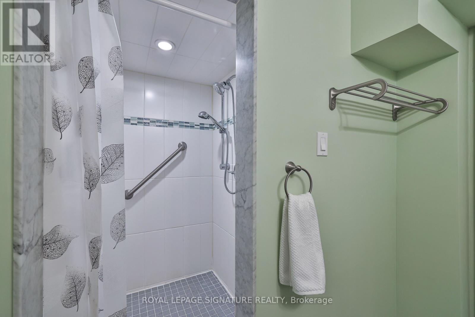 9 Shaddock Crescent, Toronto, Ontario  M1J 1L3 - Photo 33 - E12886344