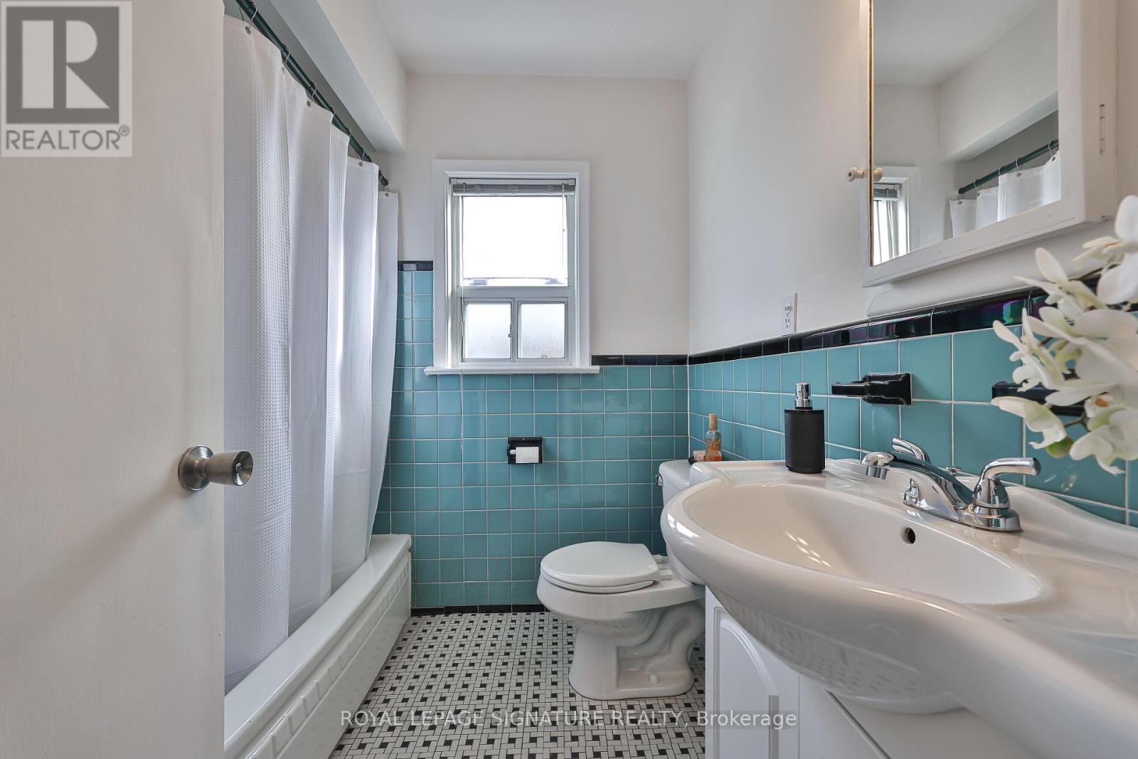 9 Shaddock Crescent, Toronto, Ontario  M1J 1L3 - Photo 25 - E12886344