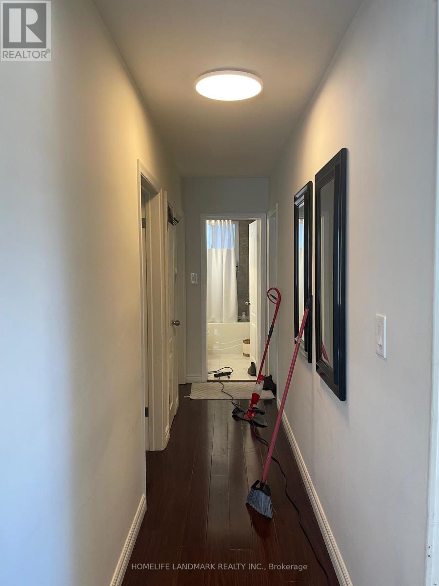 Main - 378 Marybay Crescent, Richmond Hill (Crosby), Ontario  L4C 2X4 - Photo 12 - N12859678