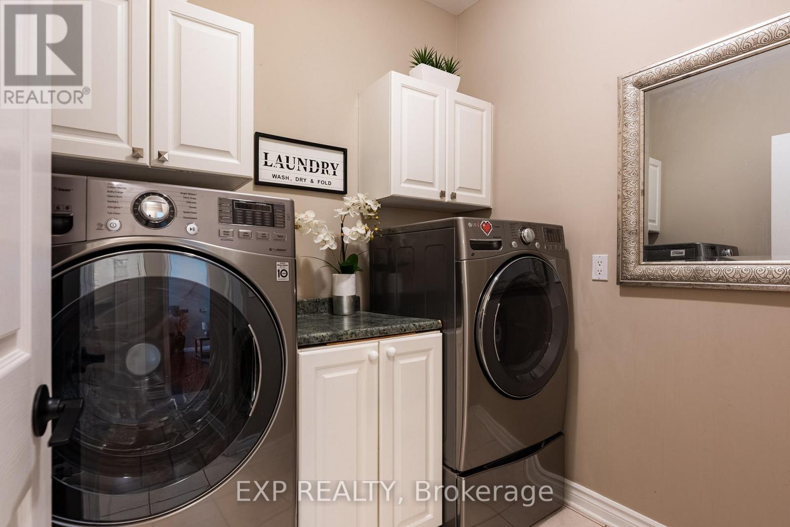 546 Ferndale Avenue, Fort Erie (Crescent Park), Ontario  L2A 6E3 - Photo 22 - X12886410