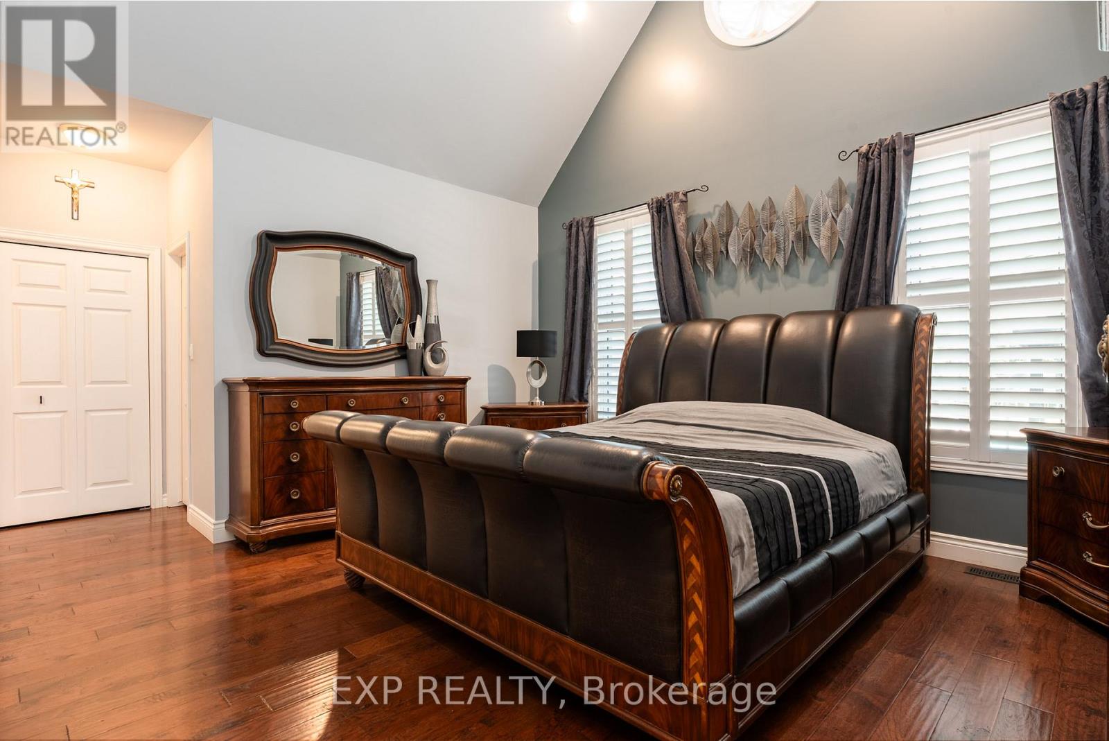 546 Ferndale Avenue, Fort Erie (Crescent Park), Ontario  L2A 6E3 - Photo 23 - X12886410