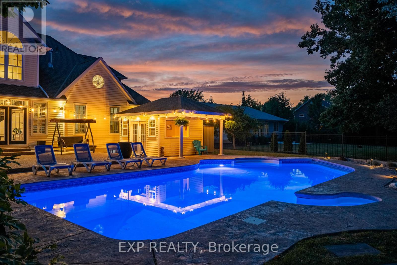 546 Ferndale Avenue, Fort Erie (Crescent Park), Ontario  L2A 6E3 - Photo 49 - X12886410