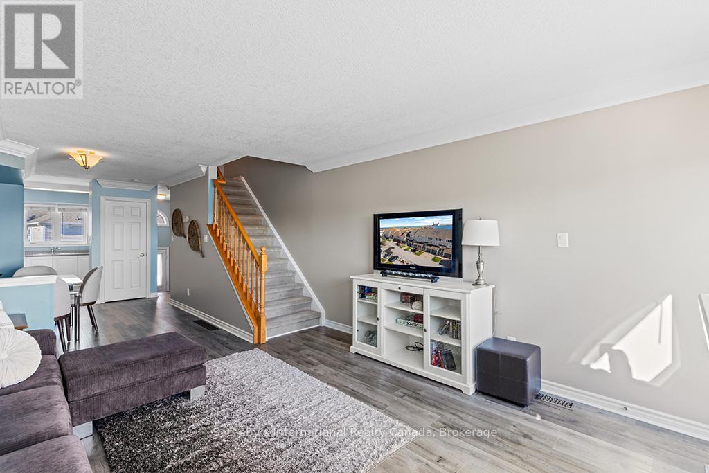 61 Cranberry Surf, Collingwood, Ontario  L9Y 5C4 - Photo 15 - S12886464