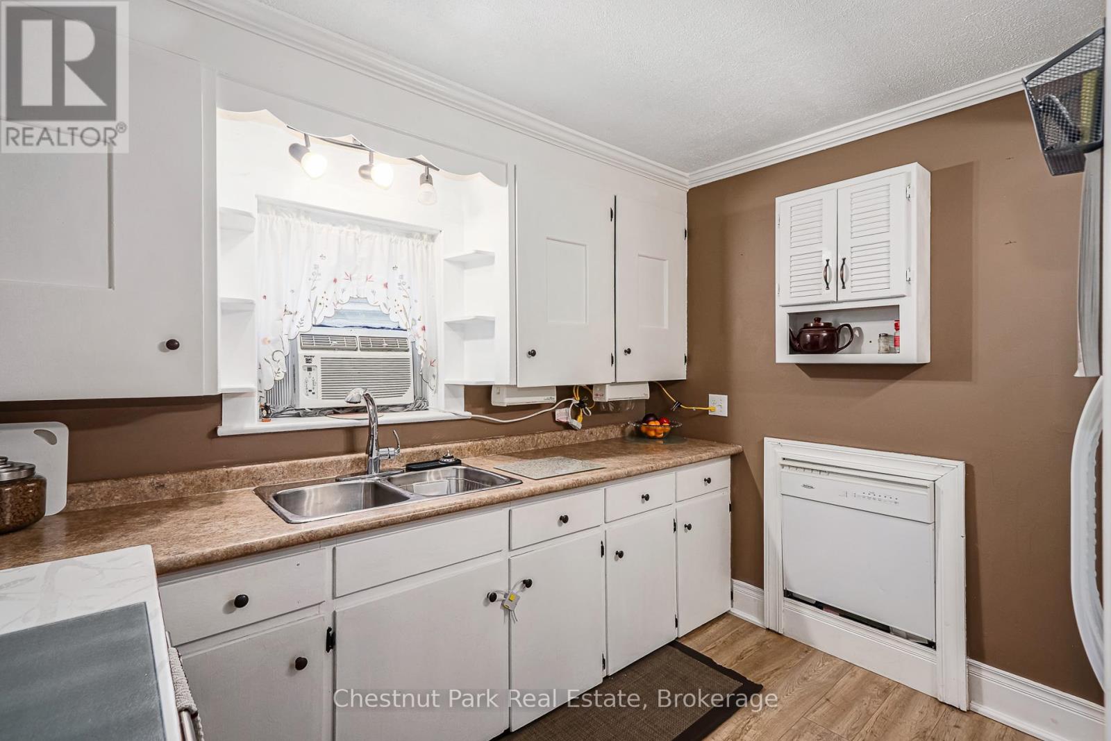 47 Market Street, Collingwood, Ontario  L9Y 3M5 - Photo 13 - S12886470