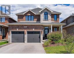 21 MARTA CRESCENT, Barrie, Ontario