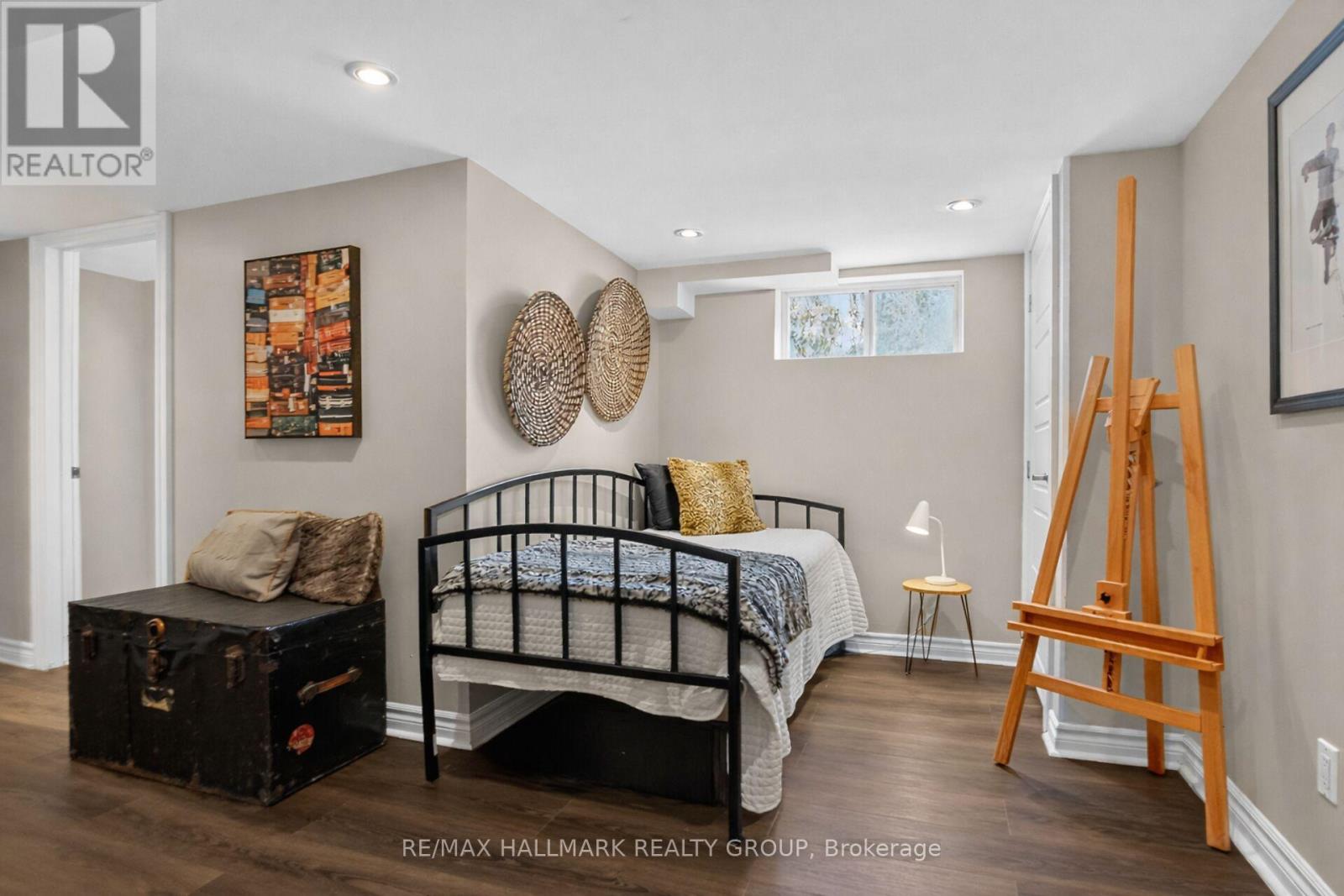 2401 Magnus Avenue, Ottawa, Ontario  K1G 1J7 - Photo 28 - X12884274