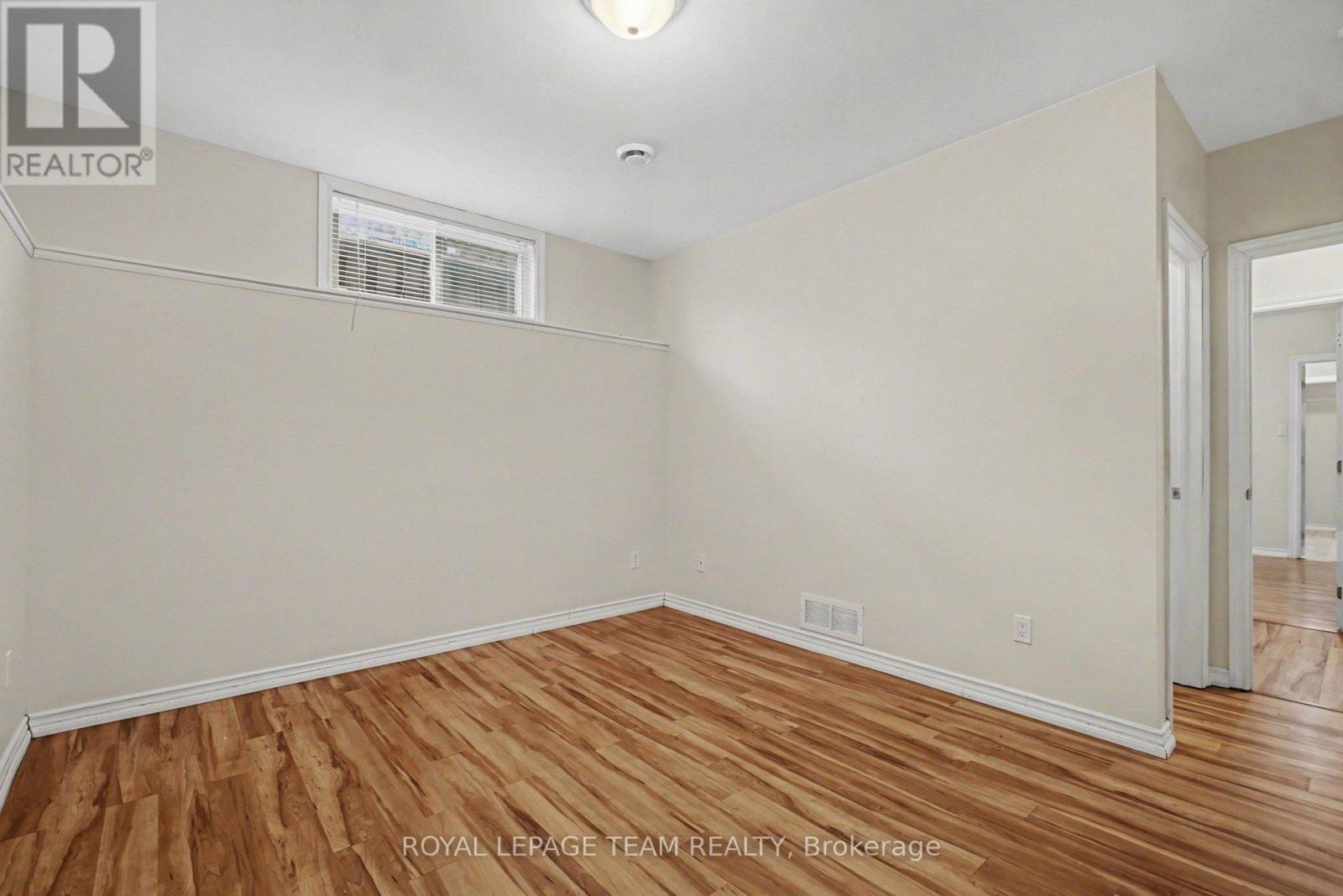 B - 1602 Belcourt Boulevard, Ottawa, Ontario  K1C 1M4 - Photo 12 - X12886588