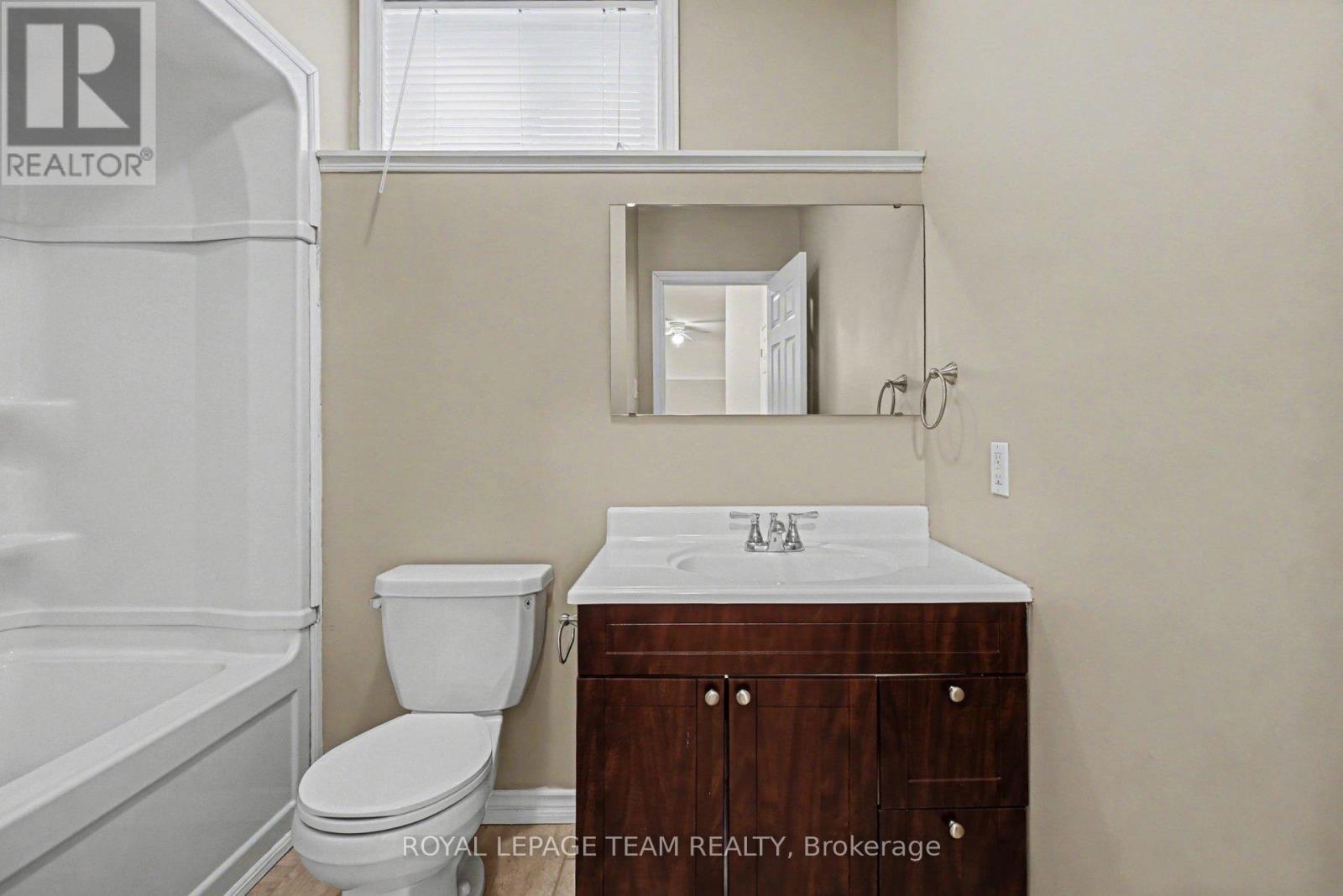 B - 1602 Belcourt Boulevard, Ottawa, Ontario  K1C 1M4 - Photo 13 - X12886588