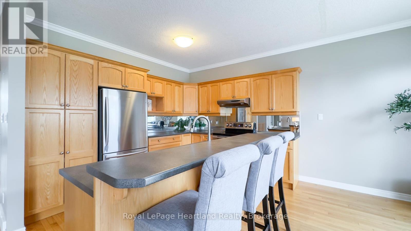 2 - 575 Mcgarrell Place, London North, Ontario  N6G 5L3 - Photo 18 - X12886414