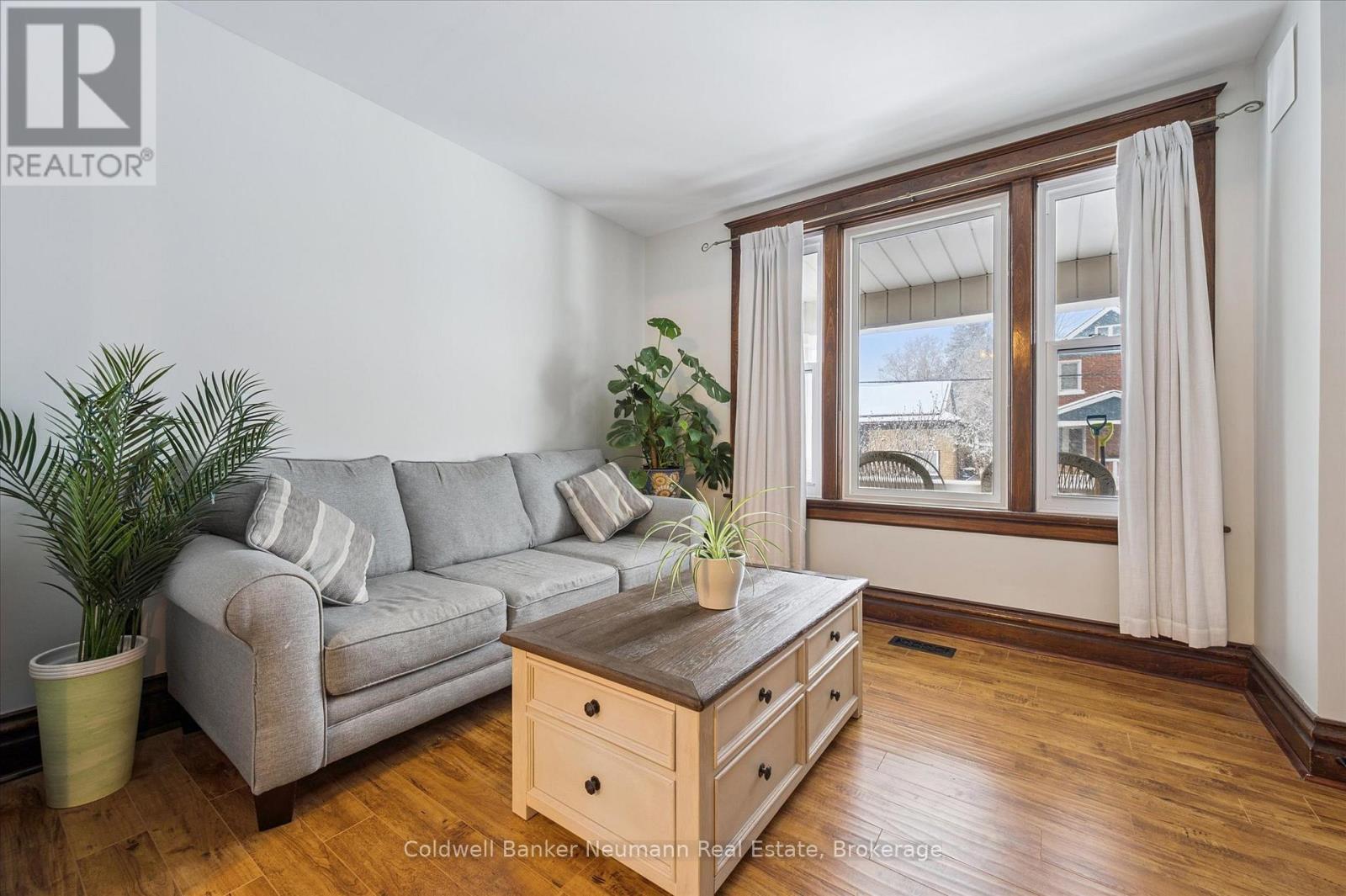 20 Brunswick Avenue, Kitchener, Ontario  N2H 4E6 - Photo 11 - X12886602