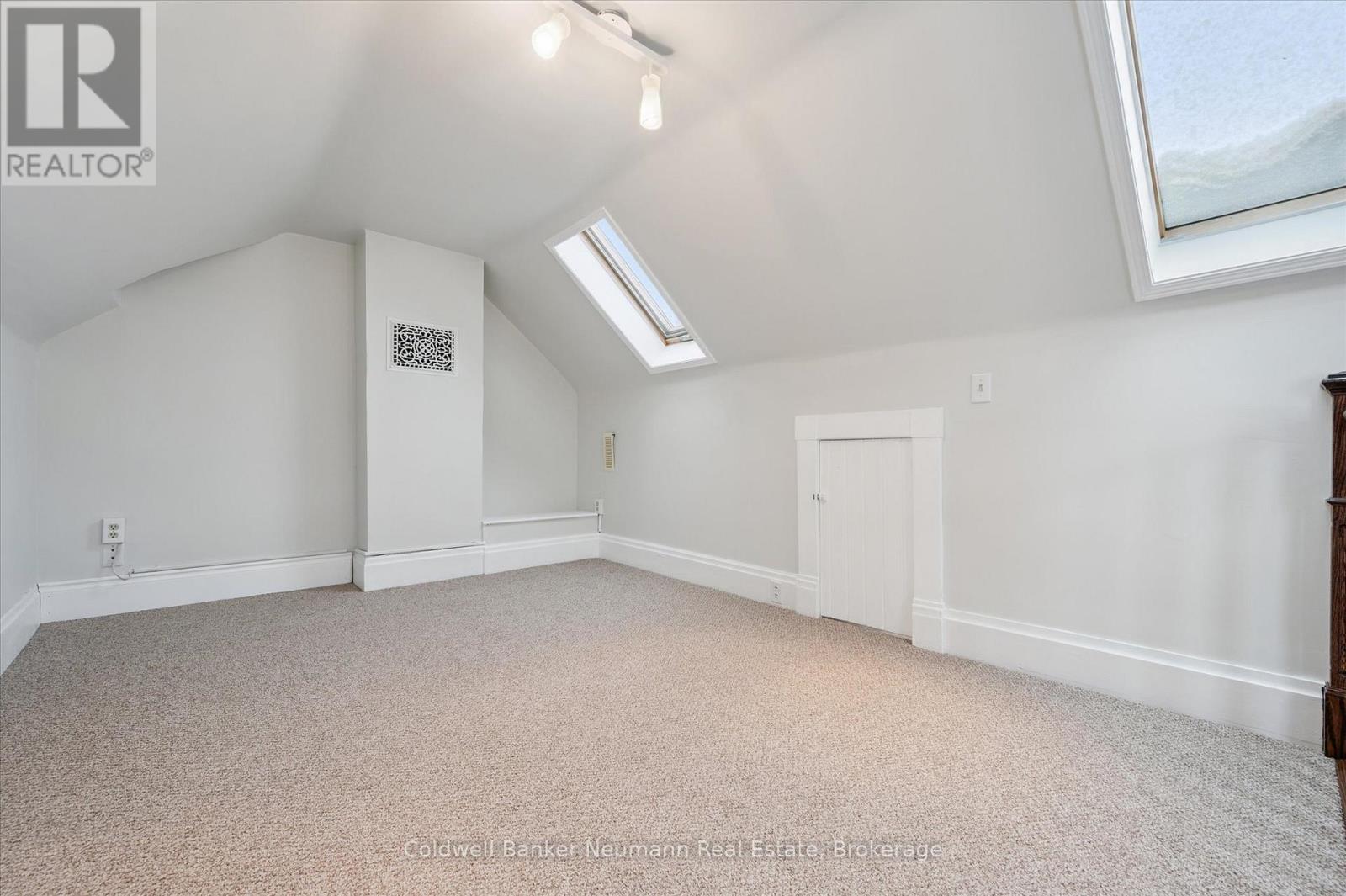 20 Brunswick Avenue, Kitchener, Ontario  N2H 4E6 - Photo 38 - X12886602